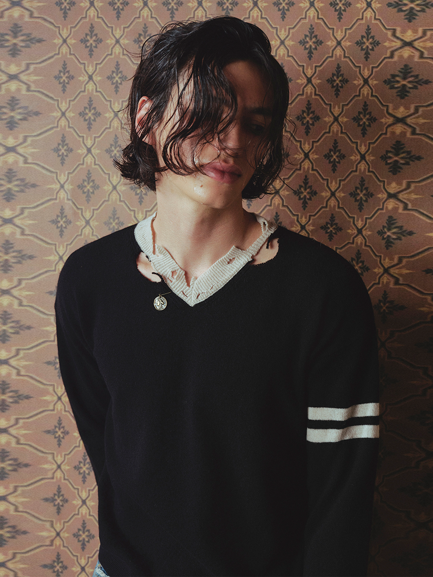 RICHILL Distressed V-Neck Coin-Button Wool Sweater