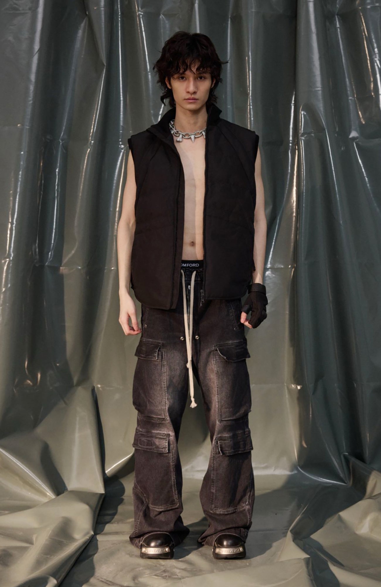 RECOVER ZONE Essential Windproof Down Vest