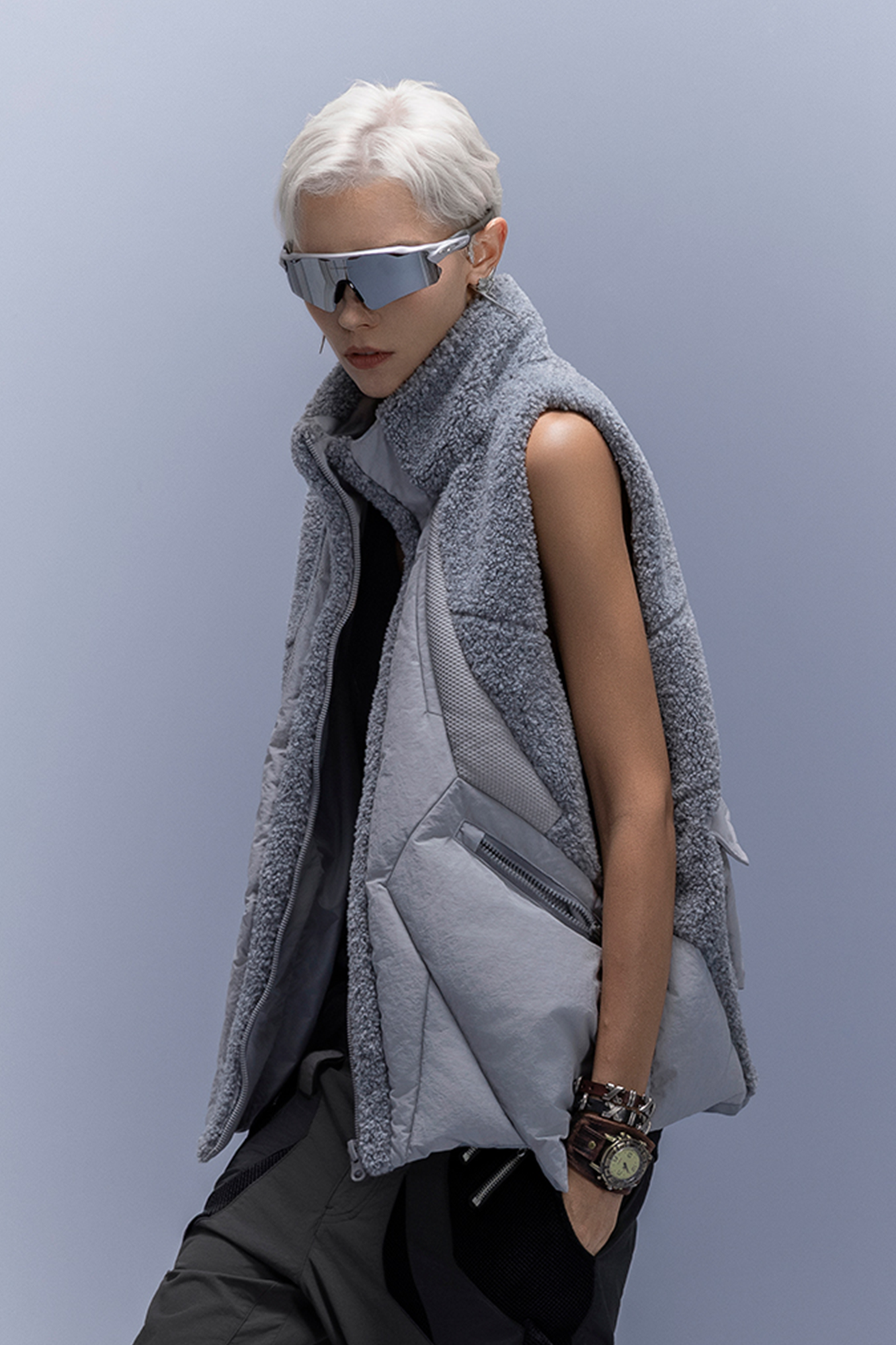 XIPHEVIL High-Neck Fleece-Panel Vest Dark Gray