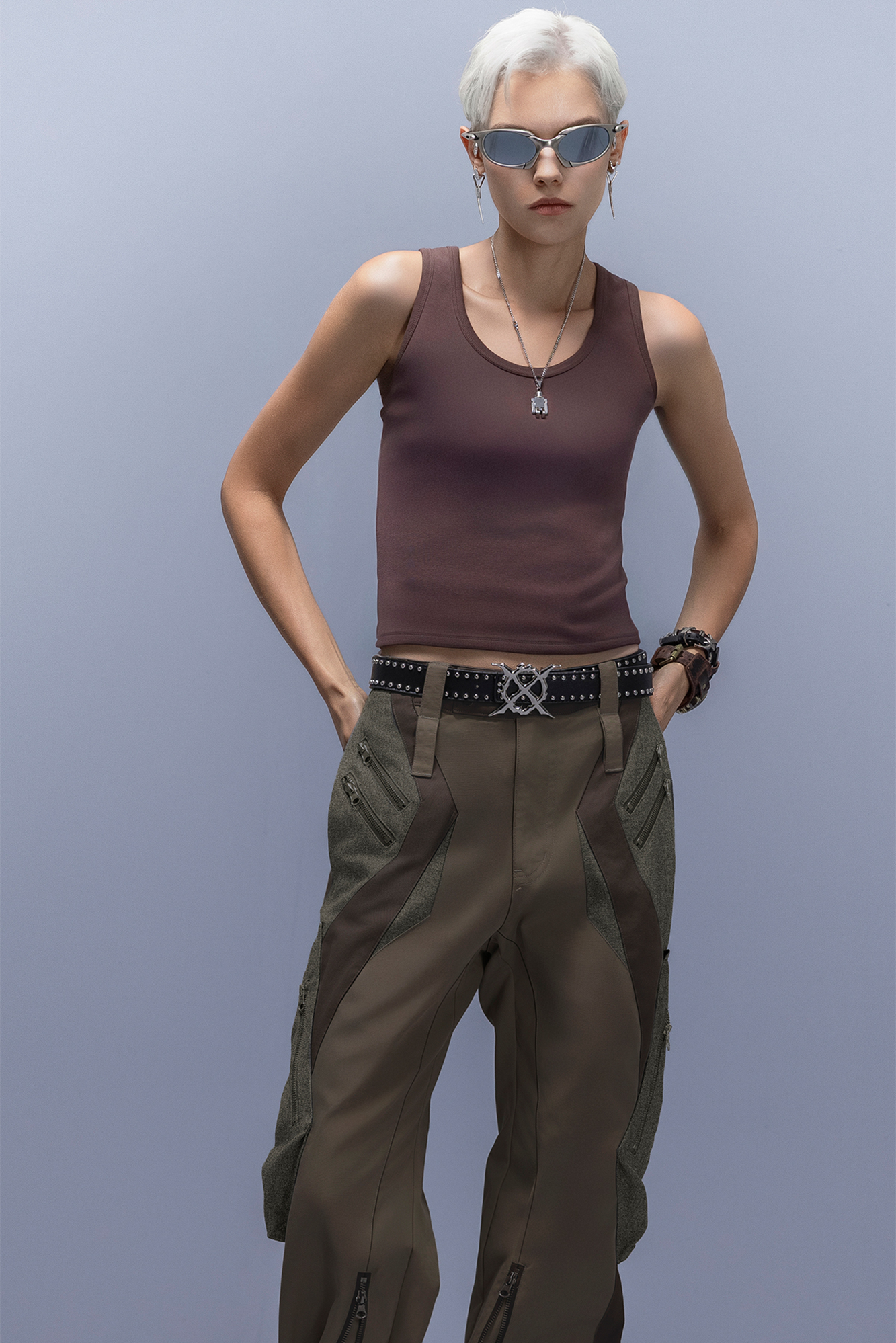 XIPHEVIL Paneled Multi-Pocket Zip Cargo Pants Coffee