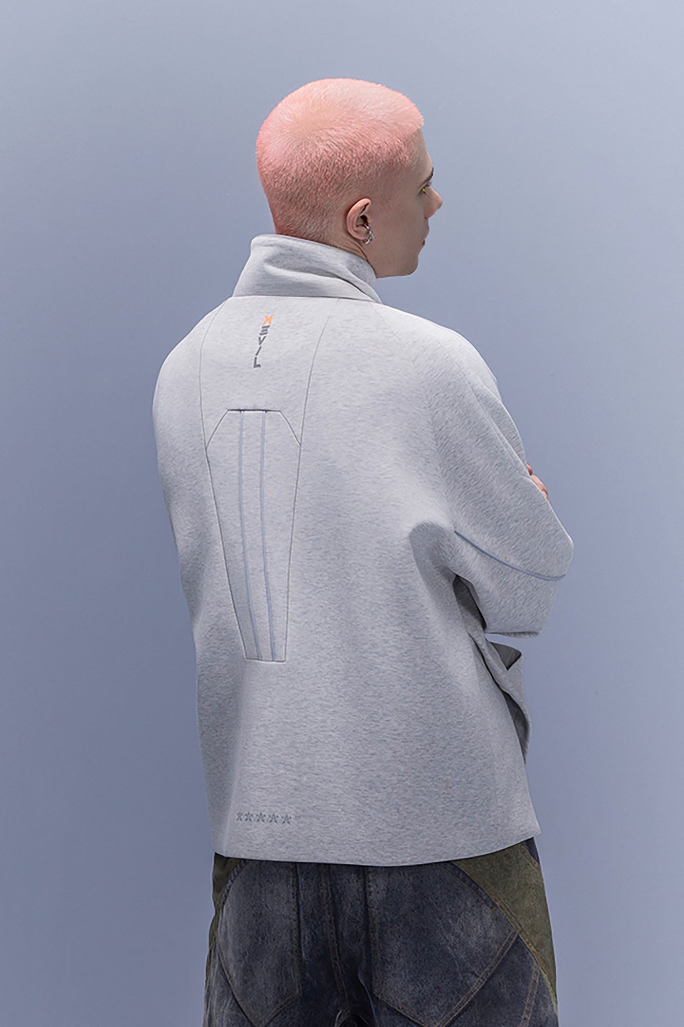 XIPHEVIL Contrast-Paneled Raglan Track Jacket White