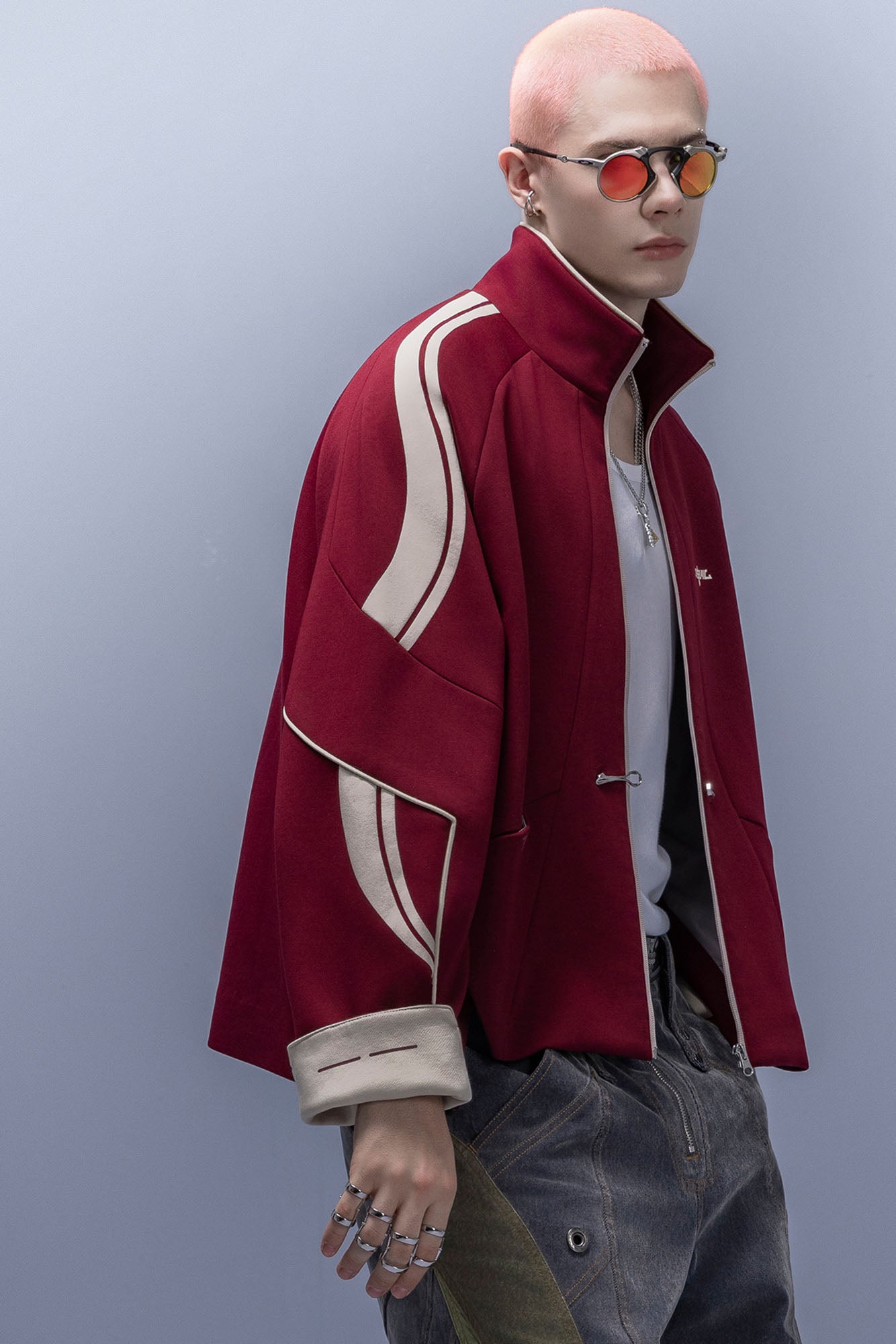 XIPHEVIL Contrast-Paneled Raglan Track Jacket Red