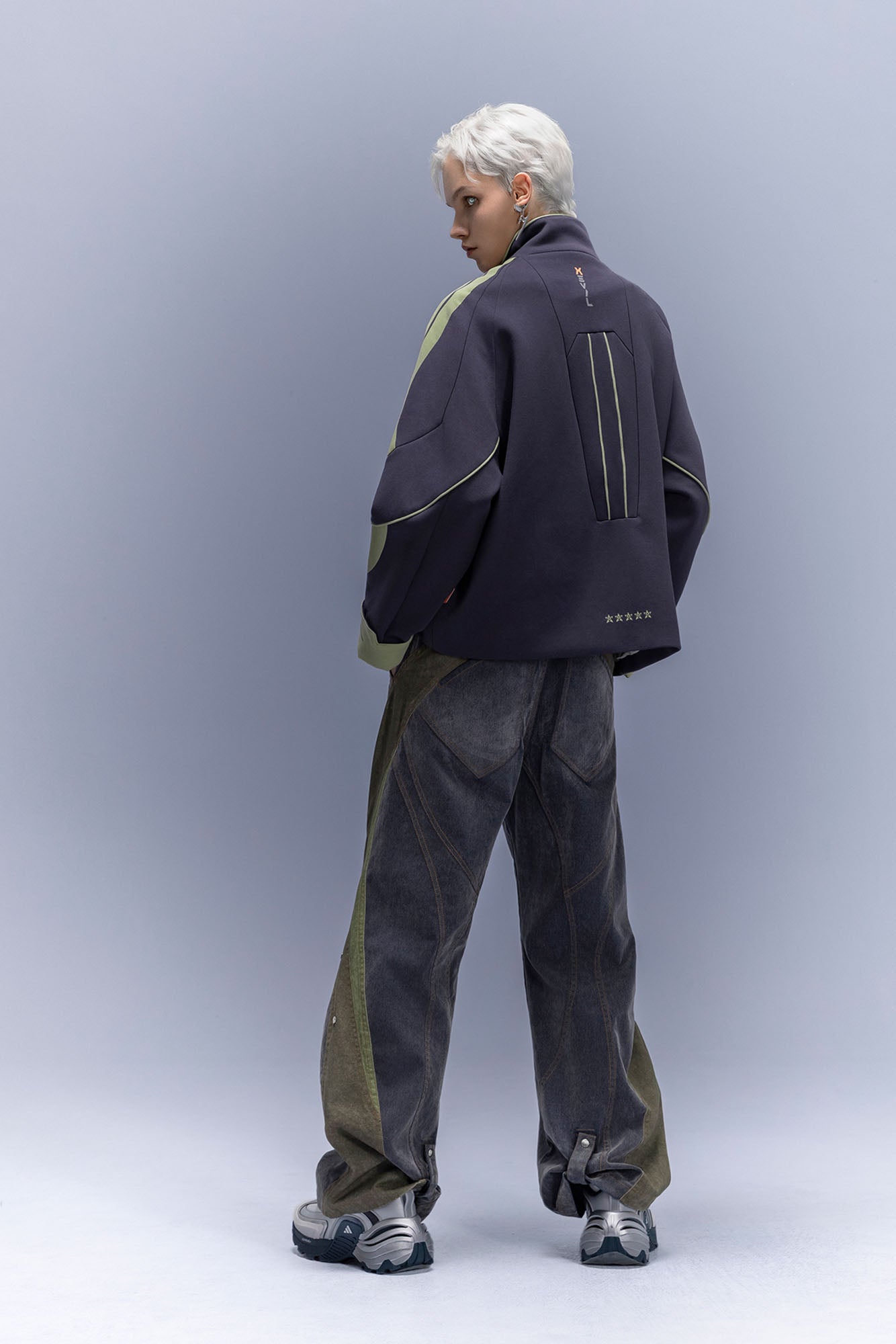 XIPHEVIL Contrast-Paneled Raglan Track Jacket Blue