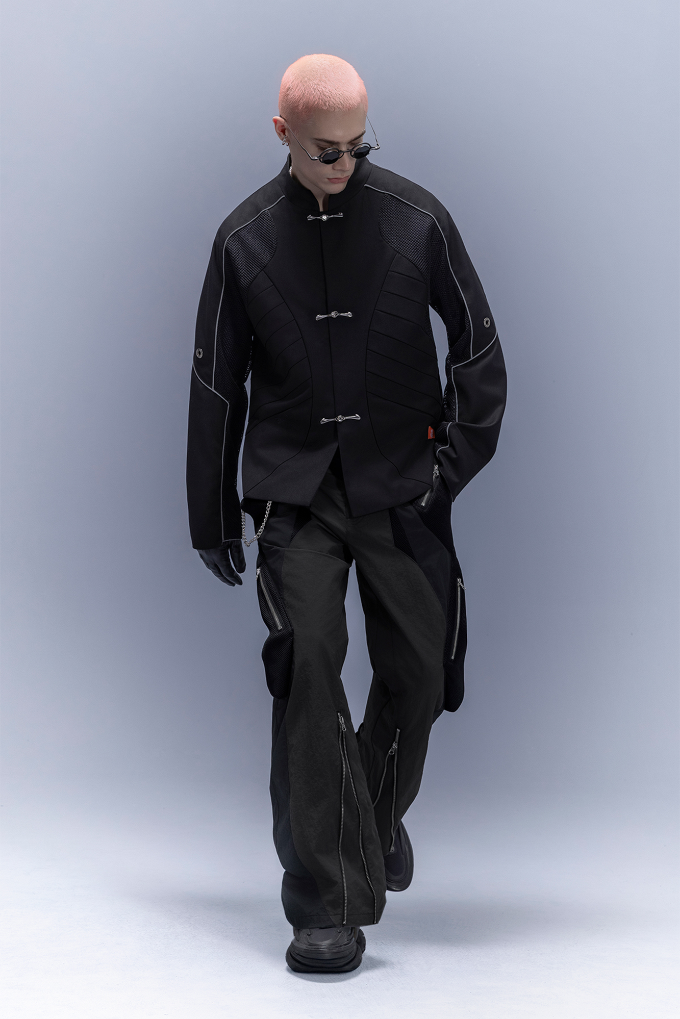 XIPHEVIL Paneled Multi-Pocket Zip Cargo Pants Black