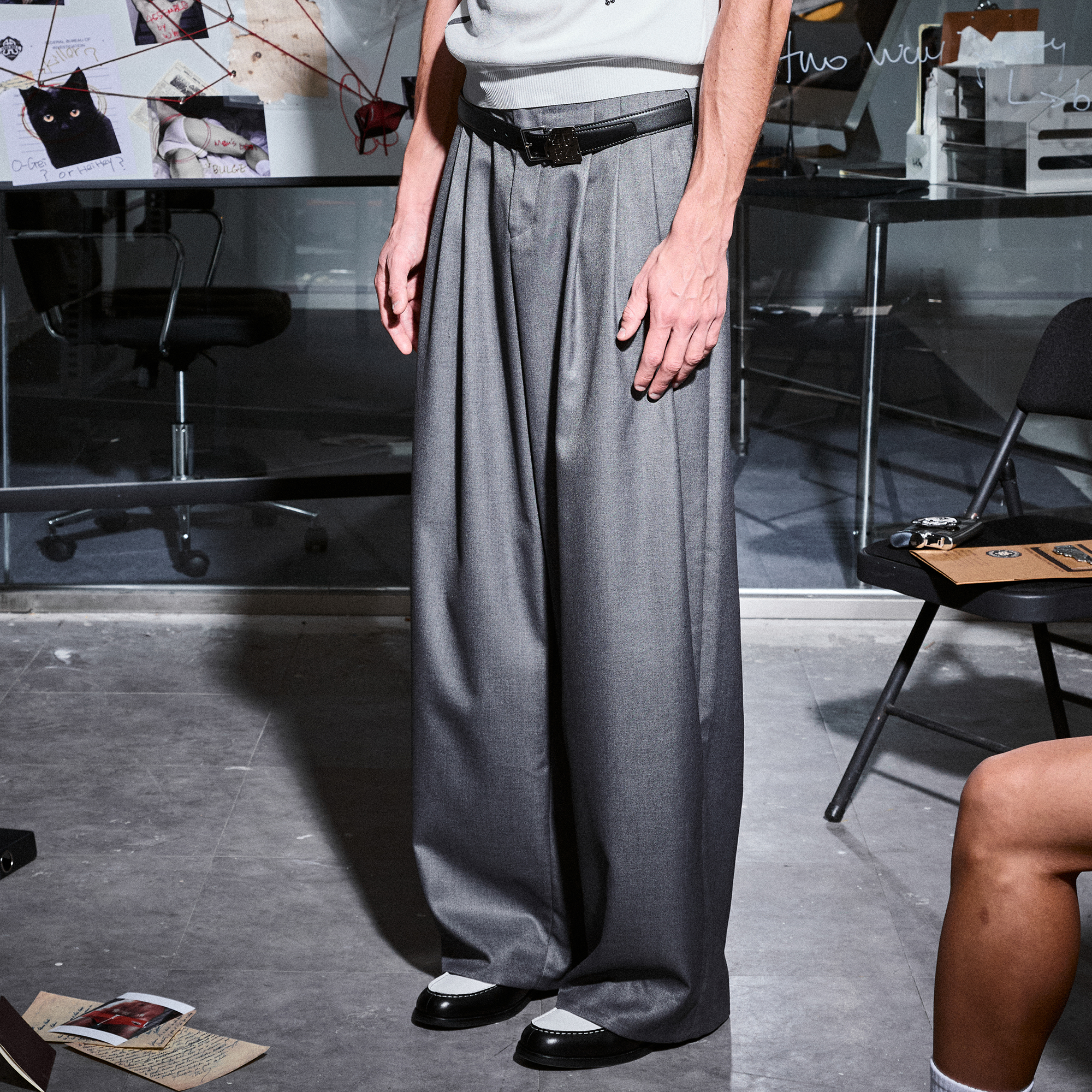 455EMBLE Pleated Wide-Leg Trousers