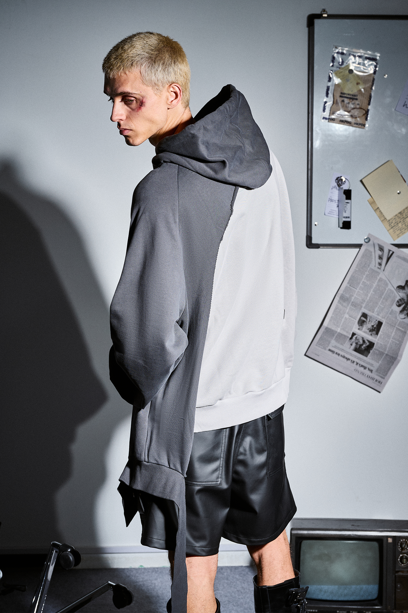 455EMBLE Distressed Spliced Contrast Hoodie