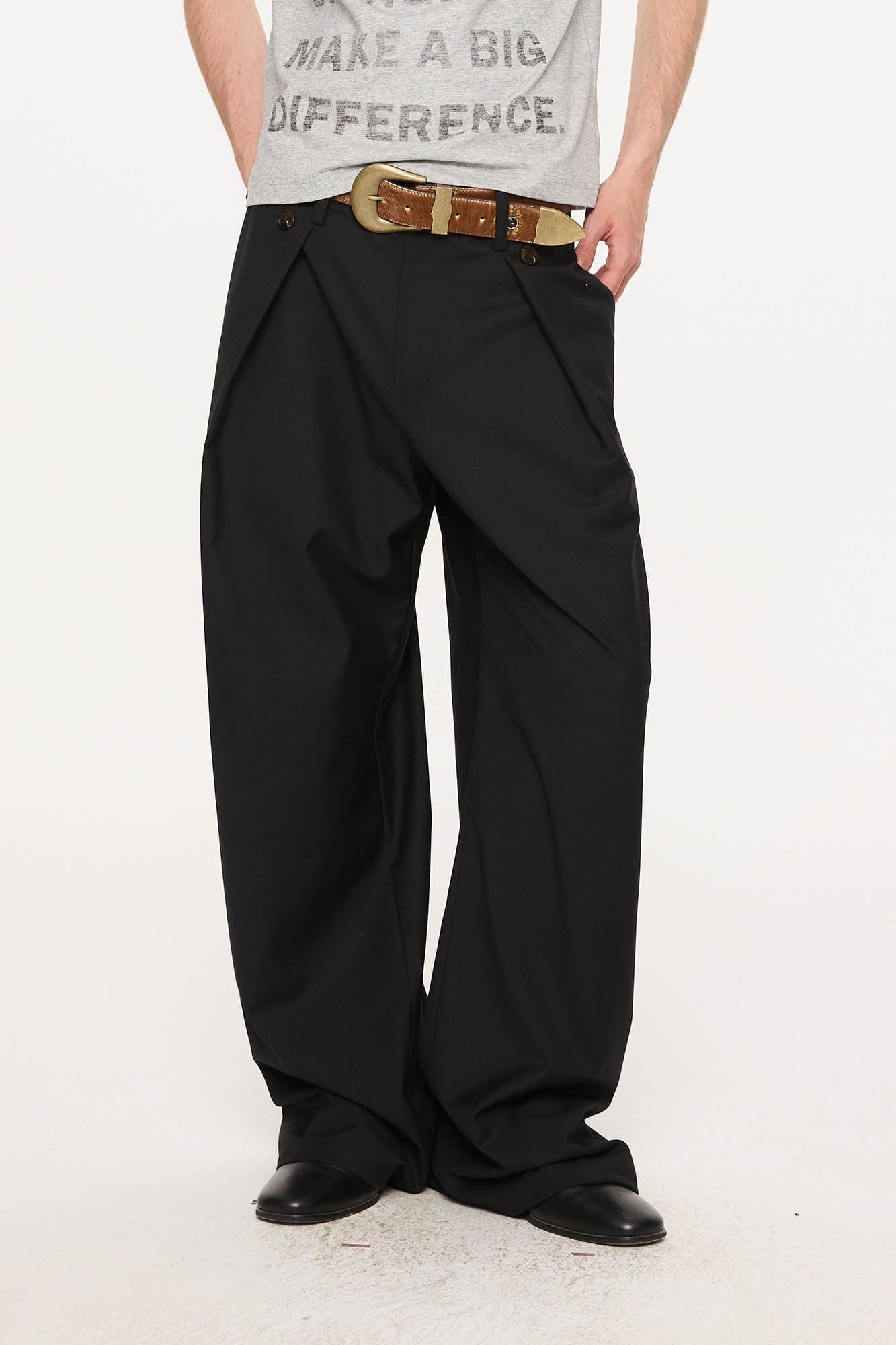 KREATE Inverted Pleats Wide-Leg Trousers