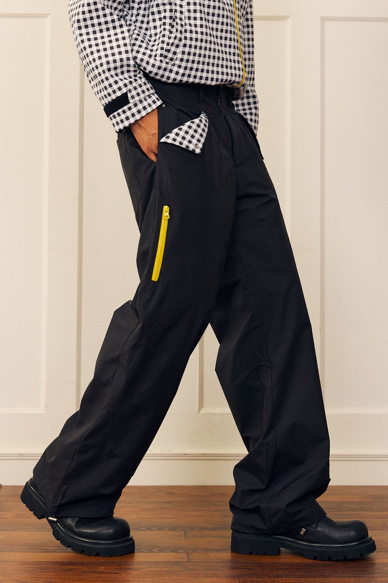 DONSMOKE Check Pocket Teflon Windproof Pants