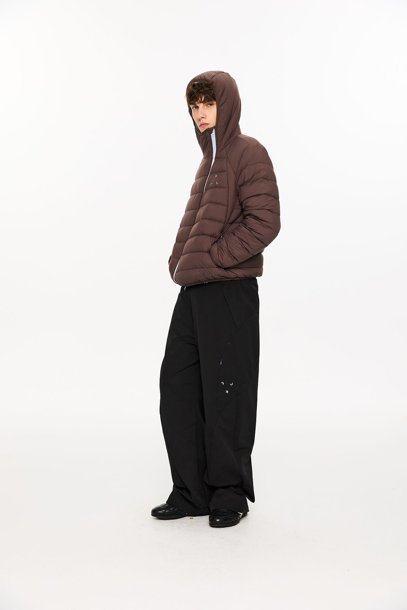 KREATE Asymmetric Contrast Light Down Jacket