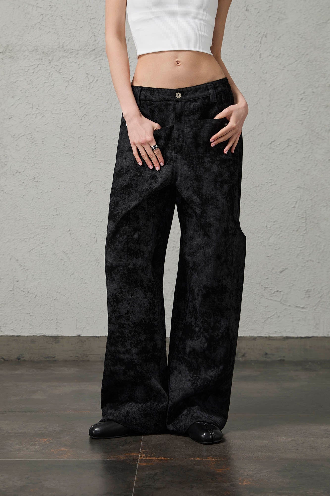 ORGANIC EMOTION Big-Pocket Paneled Wide-Leg Jeans
