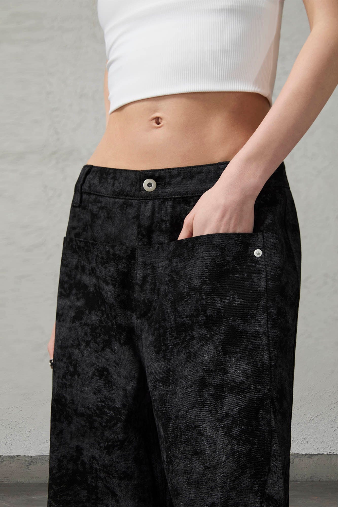 ORGANIC EMOTION Big-Pocket Paneled Wide-Leg Jeans