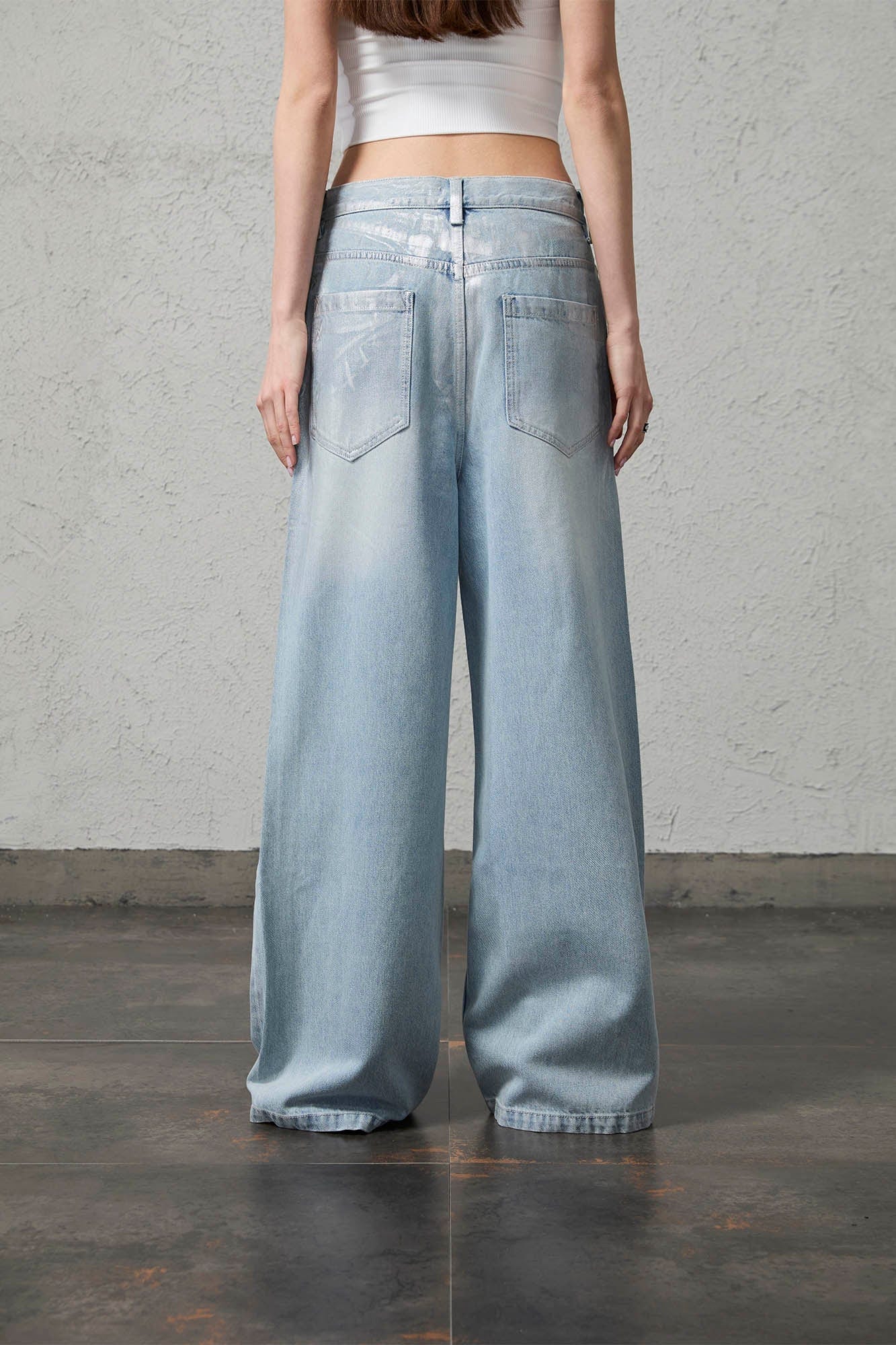 ORGANIC EMOTION Flying Bird Embroidered Washed Wide-Leg Jeans