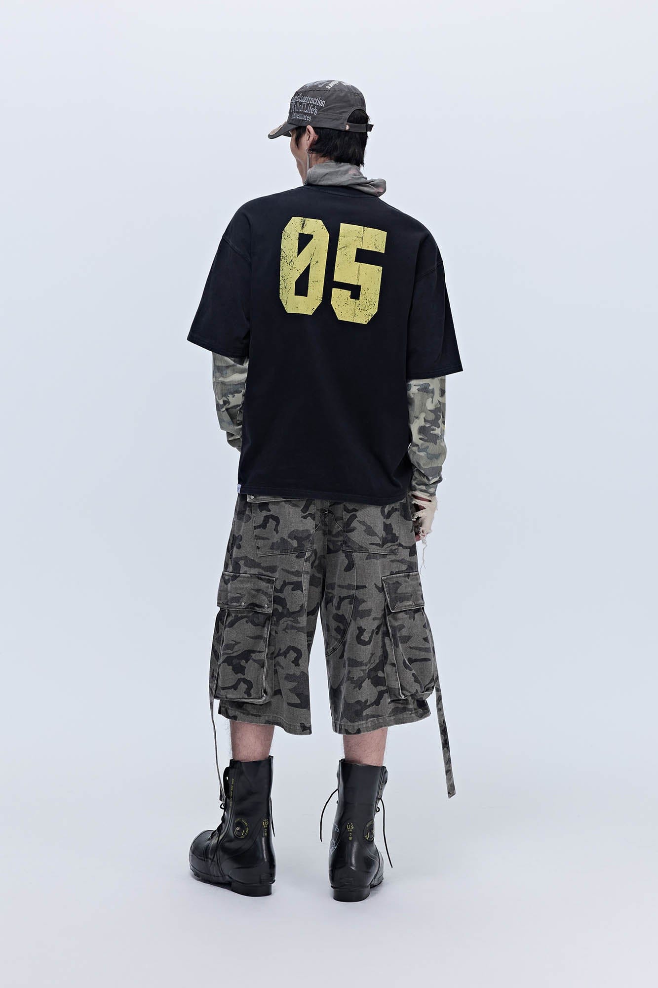 SAVAGEGROWTHWORLD Camo Spliced Multi-Pocket Shorts, premium urban and streetwear designers apparel on PROJECTISR.com, SAVAGEGROWTHWORLD