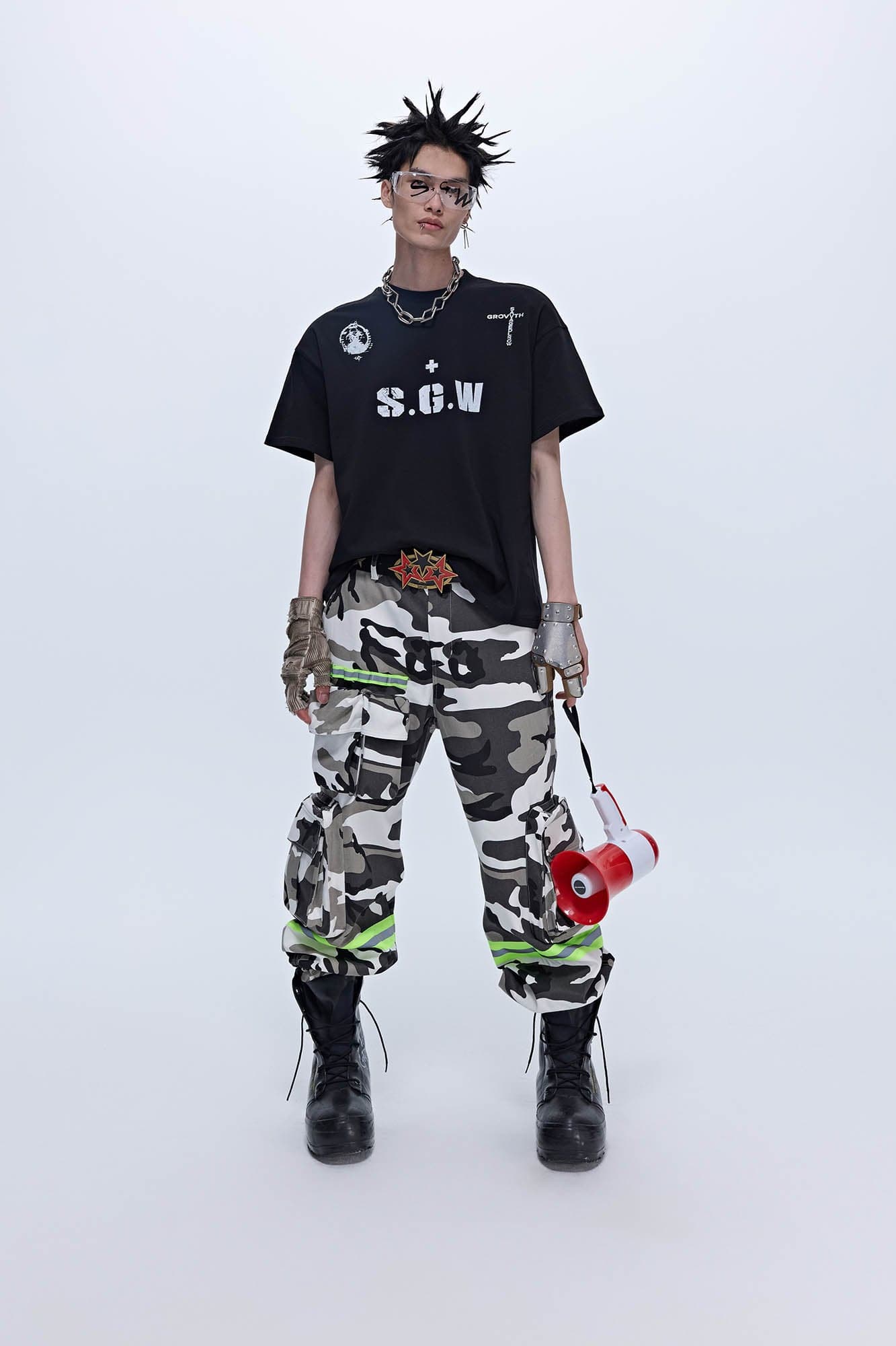 SAVAGEGROWTHWORLD Camo Reflective Multi-Pocket Cargo Pants, premium urban and streetwear designers apparel on PROJECTISR.com, SAVAGEGROWTHWORLD