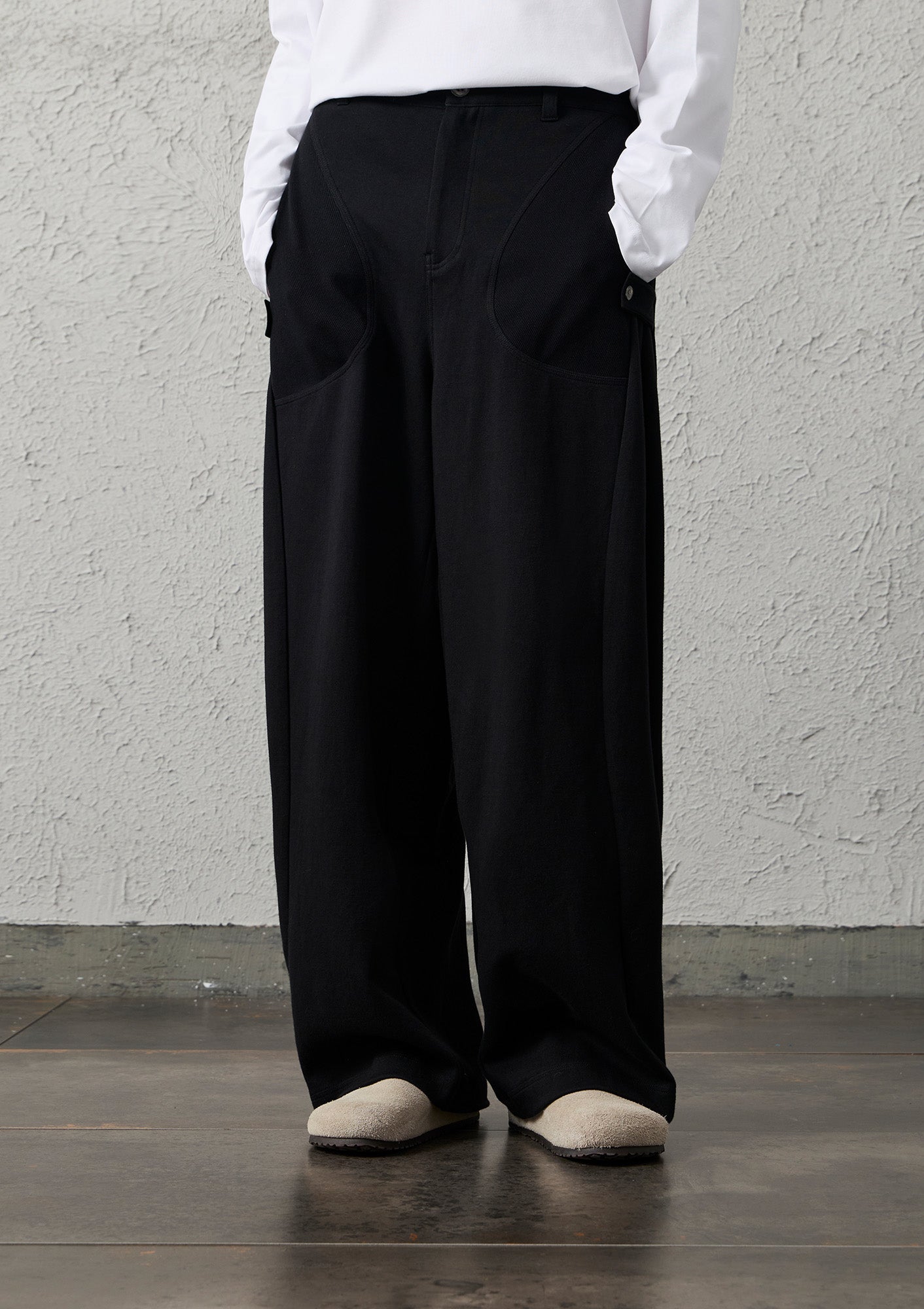 ORGANIC EMOTION Pleat Seam Curved Pants, premium urban and streetwear designers apparel on PROJECTISR.com, ORGANIC EMOTION