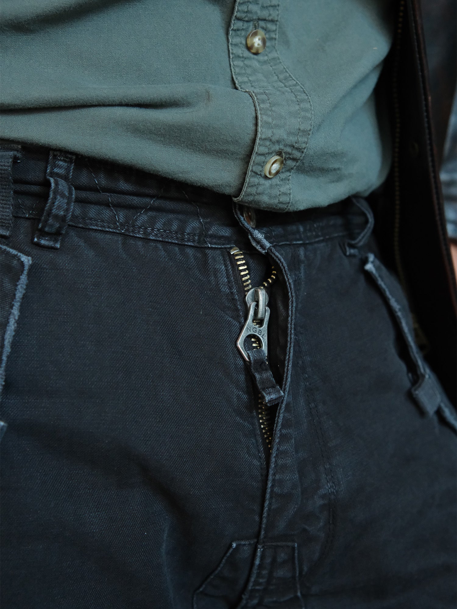 NEIGBORL Washed Multi-Pocket Cargo Pants, premium urban and streetwear designers apparel on PROJECTISR.com, NEIGBORL