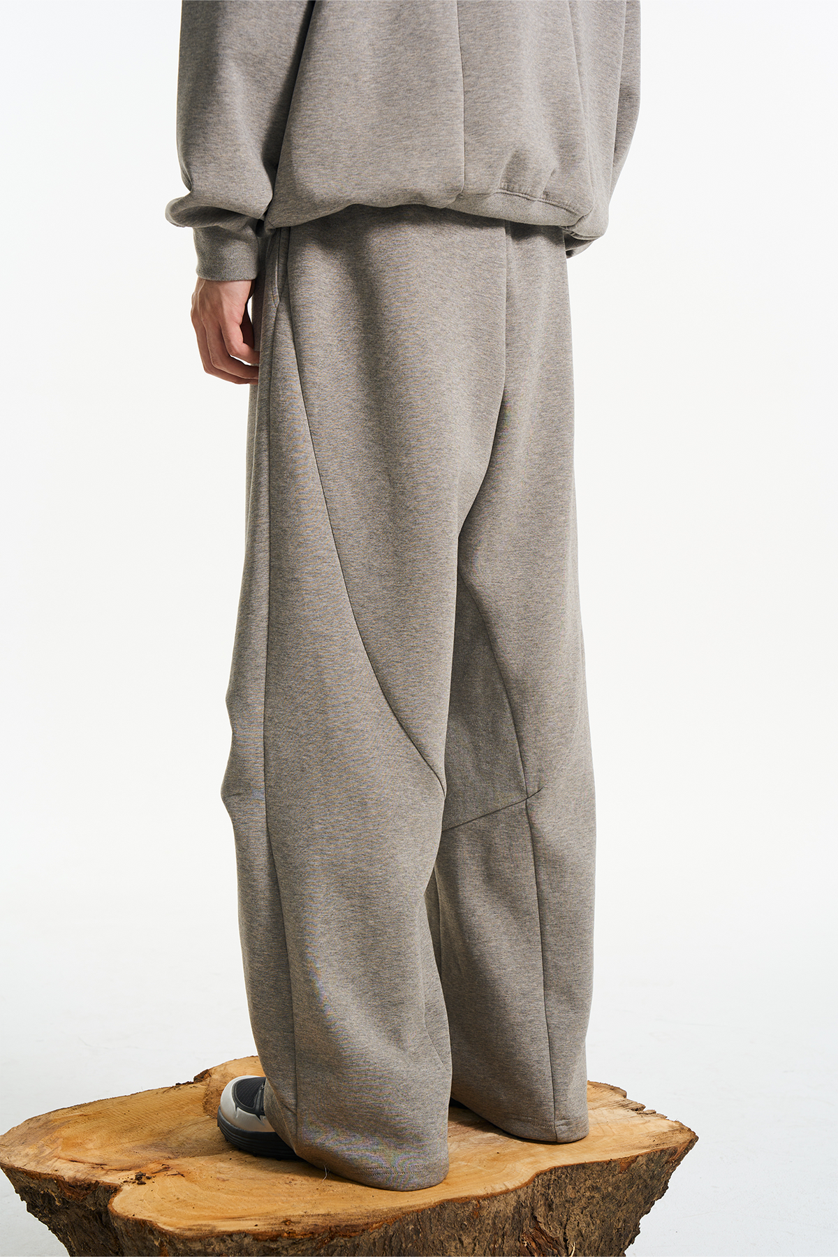 HALCYON Classic Thermal Wide-Leg Sweatpants