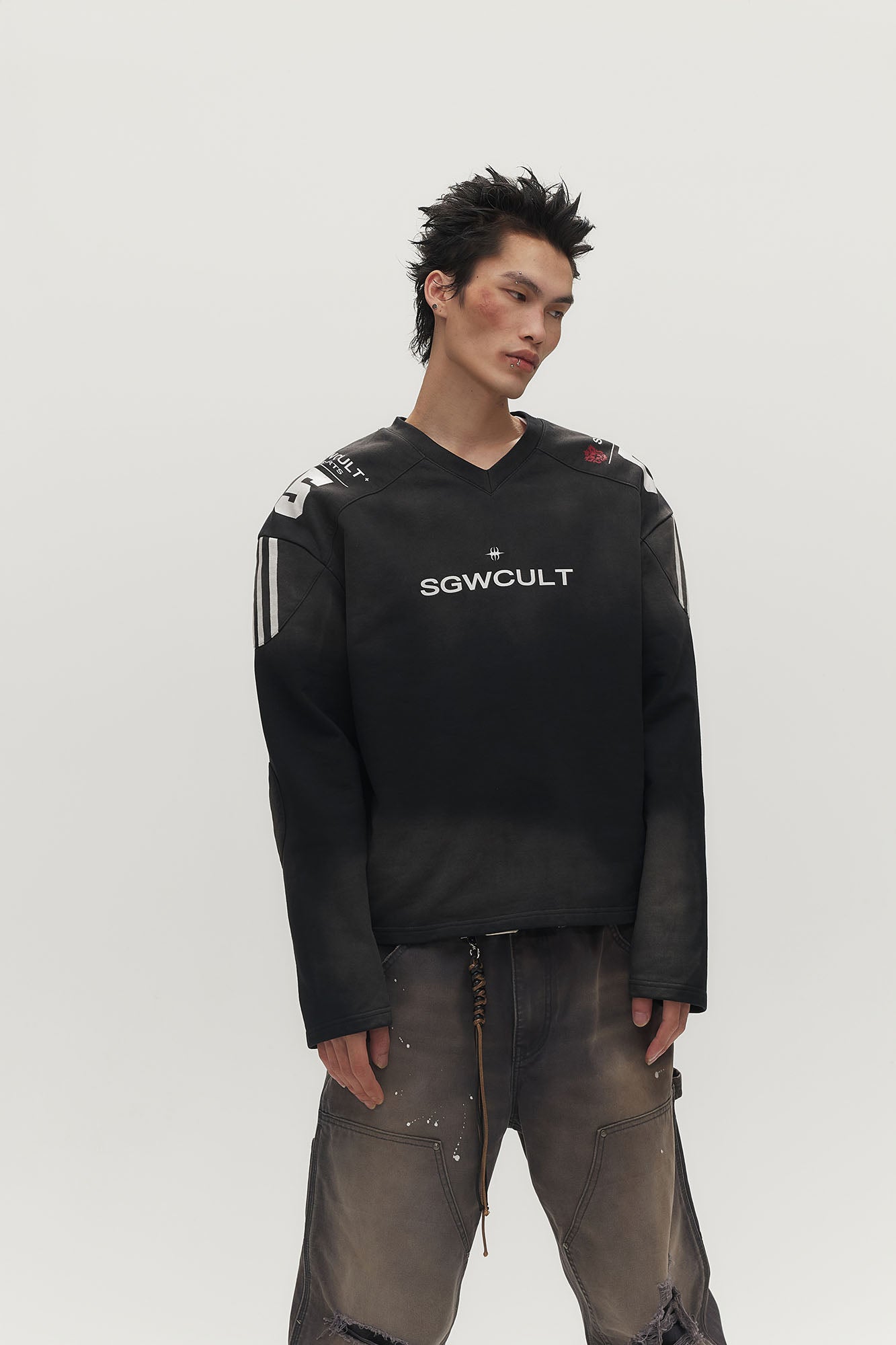 SAVAGEGROWTHWORLD Athletic Distressed Patch Sweatshirt