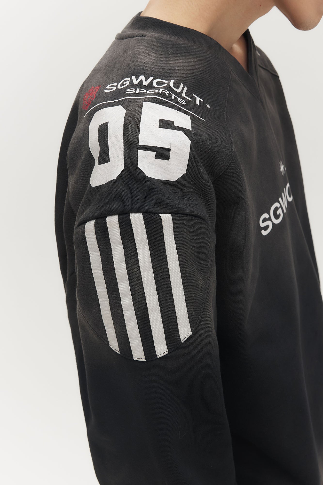 SAVAGEGROWTHWORLD Athletic Distressed Patch Sweatshirt
