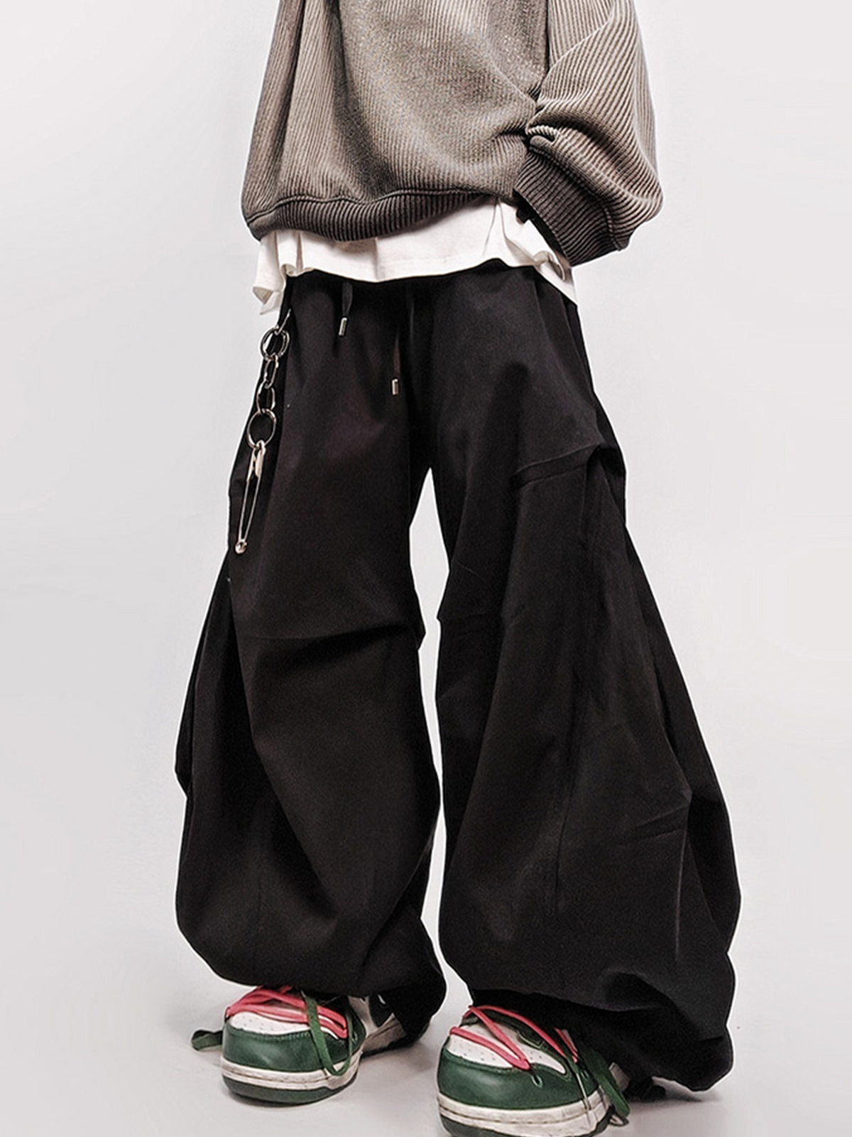 UUCSCC Pleated Wide-Leg Cargo Trousers