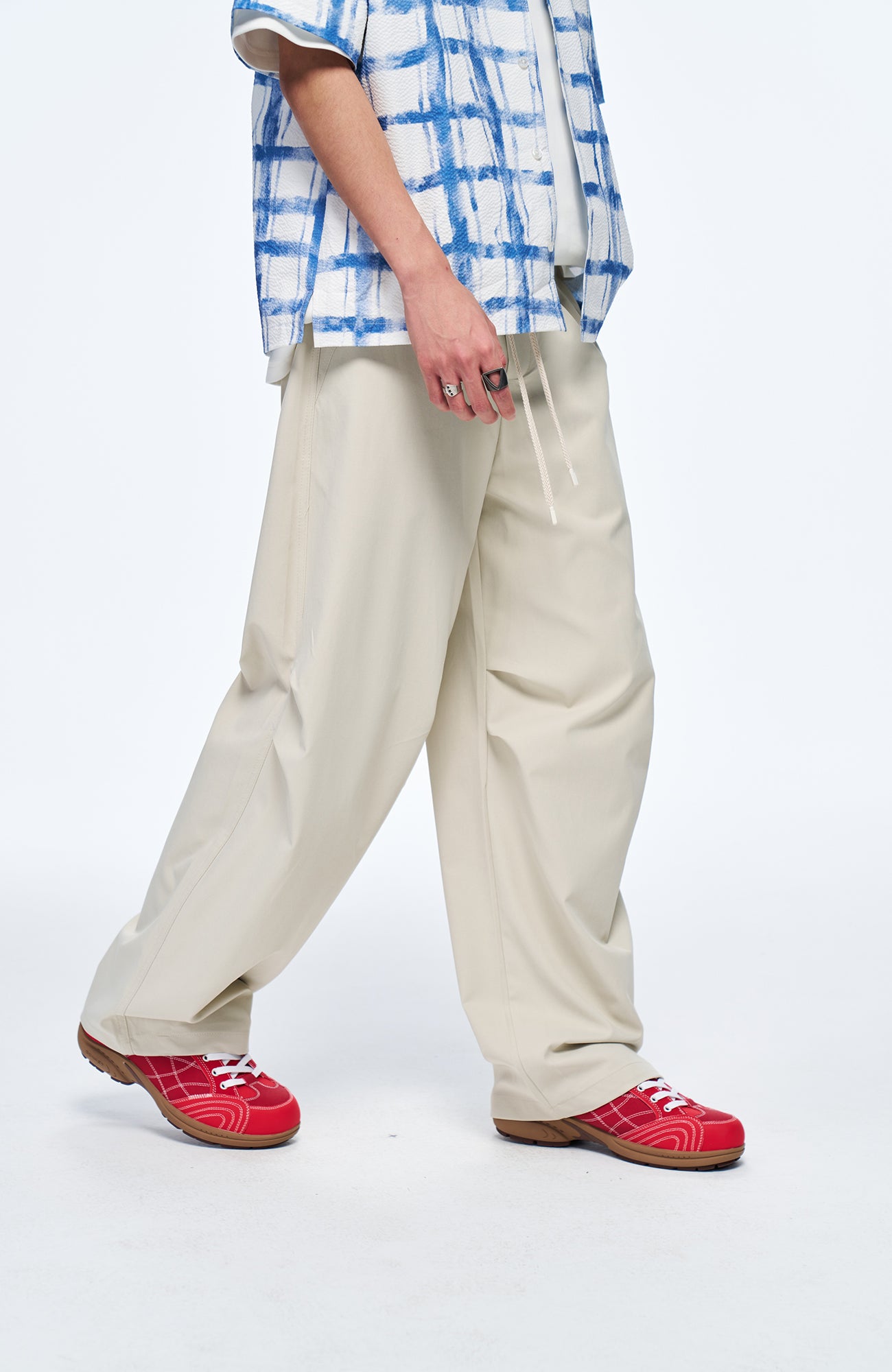 OVERLAPS Easy-Fit Straight-Leg Pants Gray, premium urban and streetwear designers apparel on PROJECTISR.com, OVERLAPS