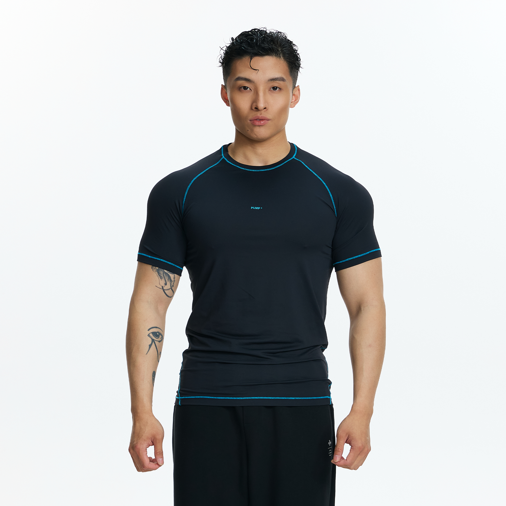 PUMPPLUS Contrast Piping Slim Quick-Dry Training Tee, premium urban and streetwear designers apparel on PROJECTISR.com, PUMPPLUS