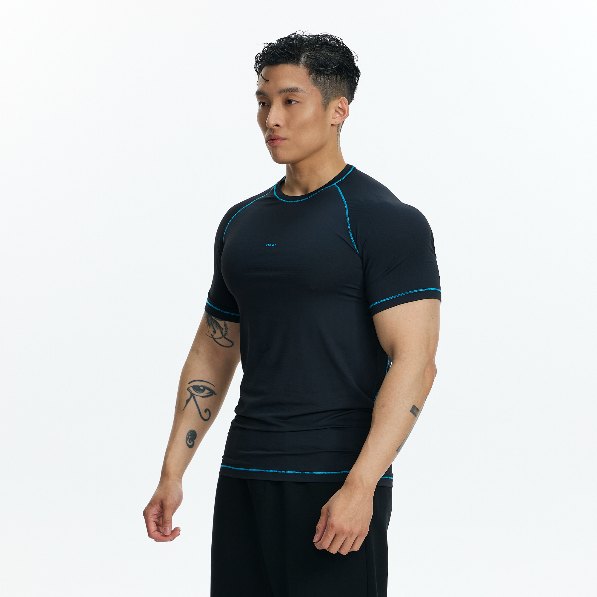 PUMPPLUS Contrast Piping Slim Quick-Dry Training Tee, premium urban and streetwear designers apparel on PROJECTISR.com, PUMPPLUS