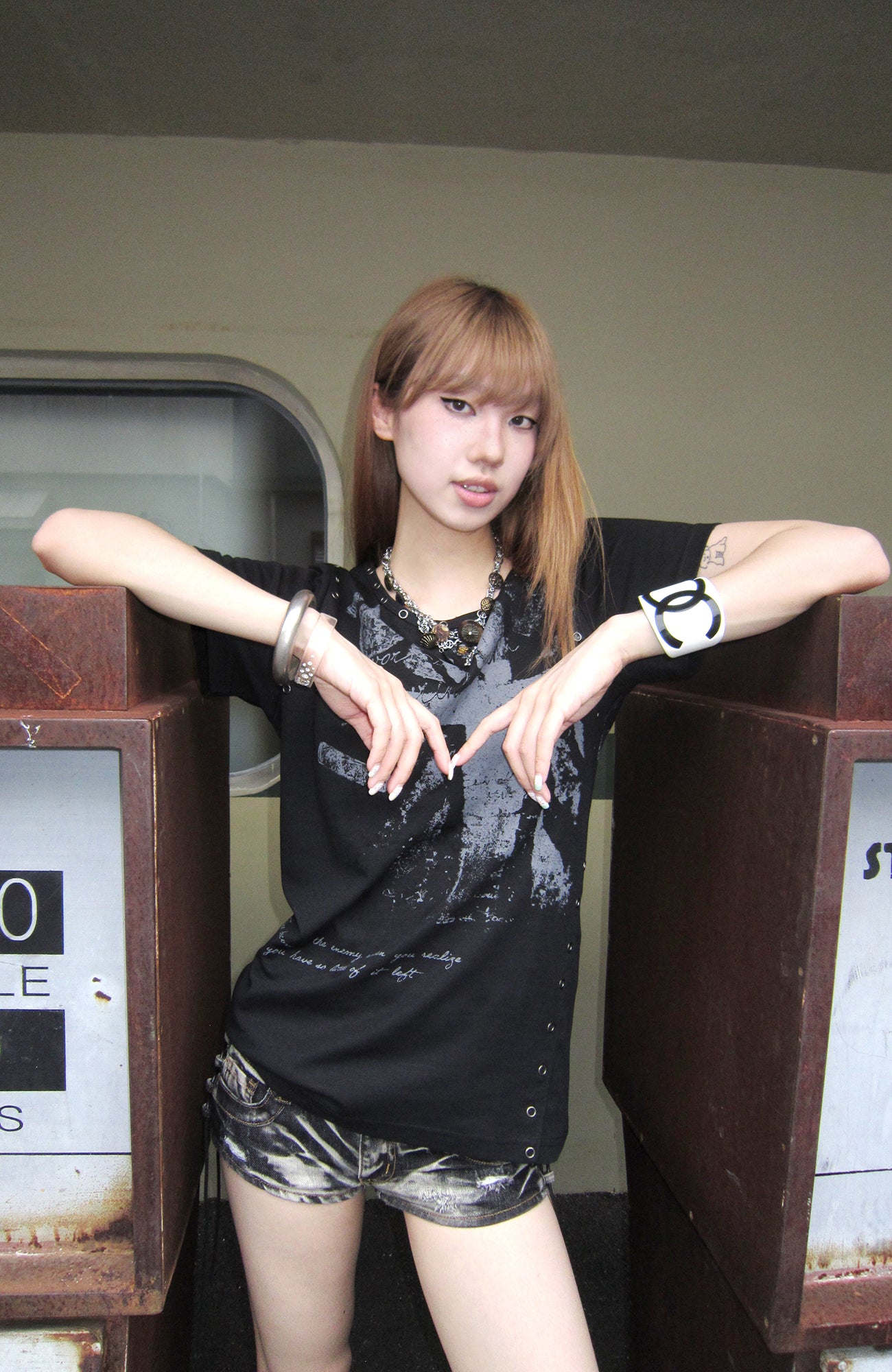 SADSOUP Grommet Graphic Slim Tee