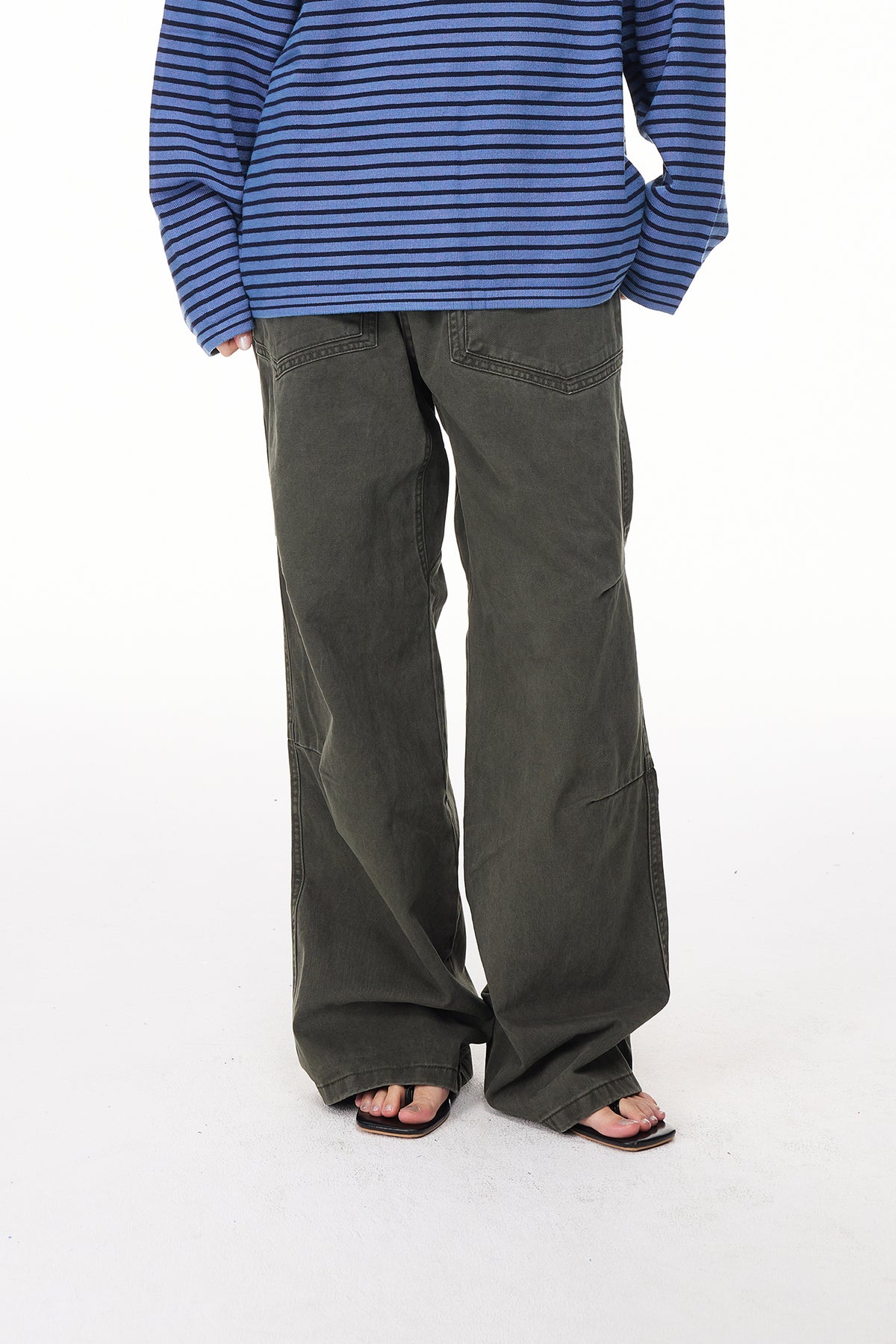 BOTANICA Retro Wide-Leg Multi-Pocket Cargo Jeans