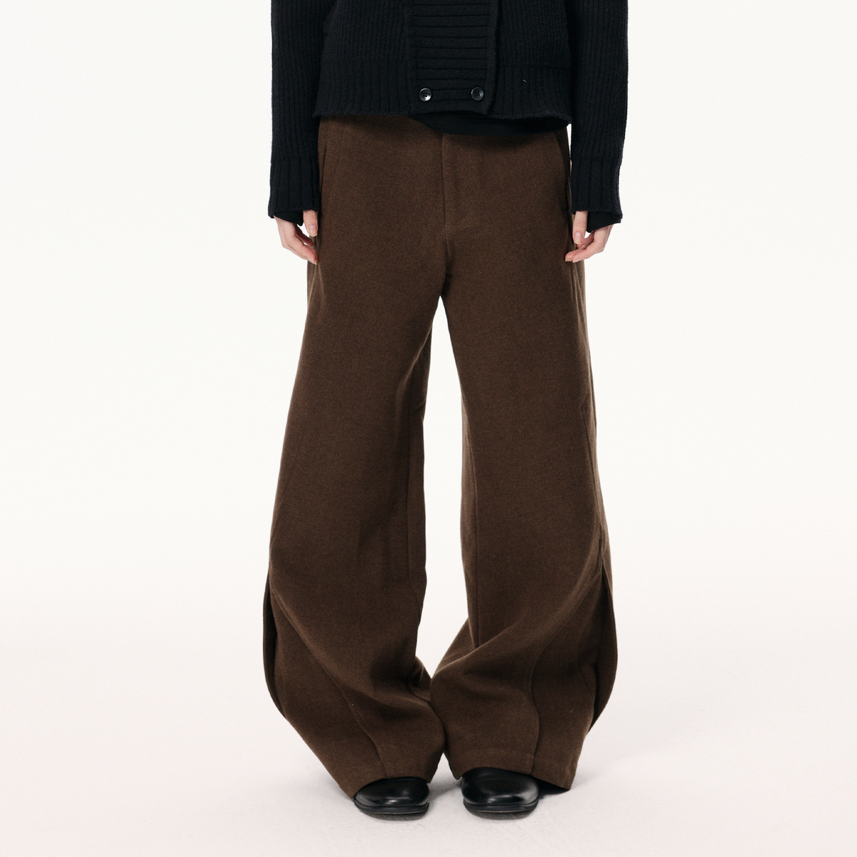 KREATE Linear Splice Flared Trousers