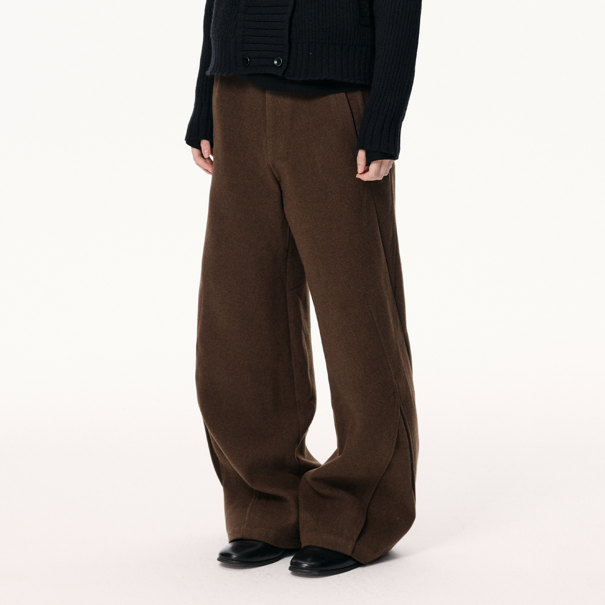 KREATE Linear Splice Flared Trousers