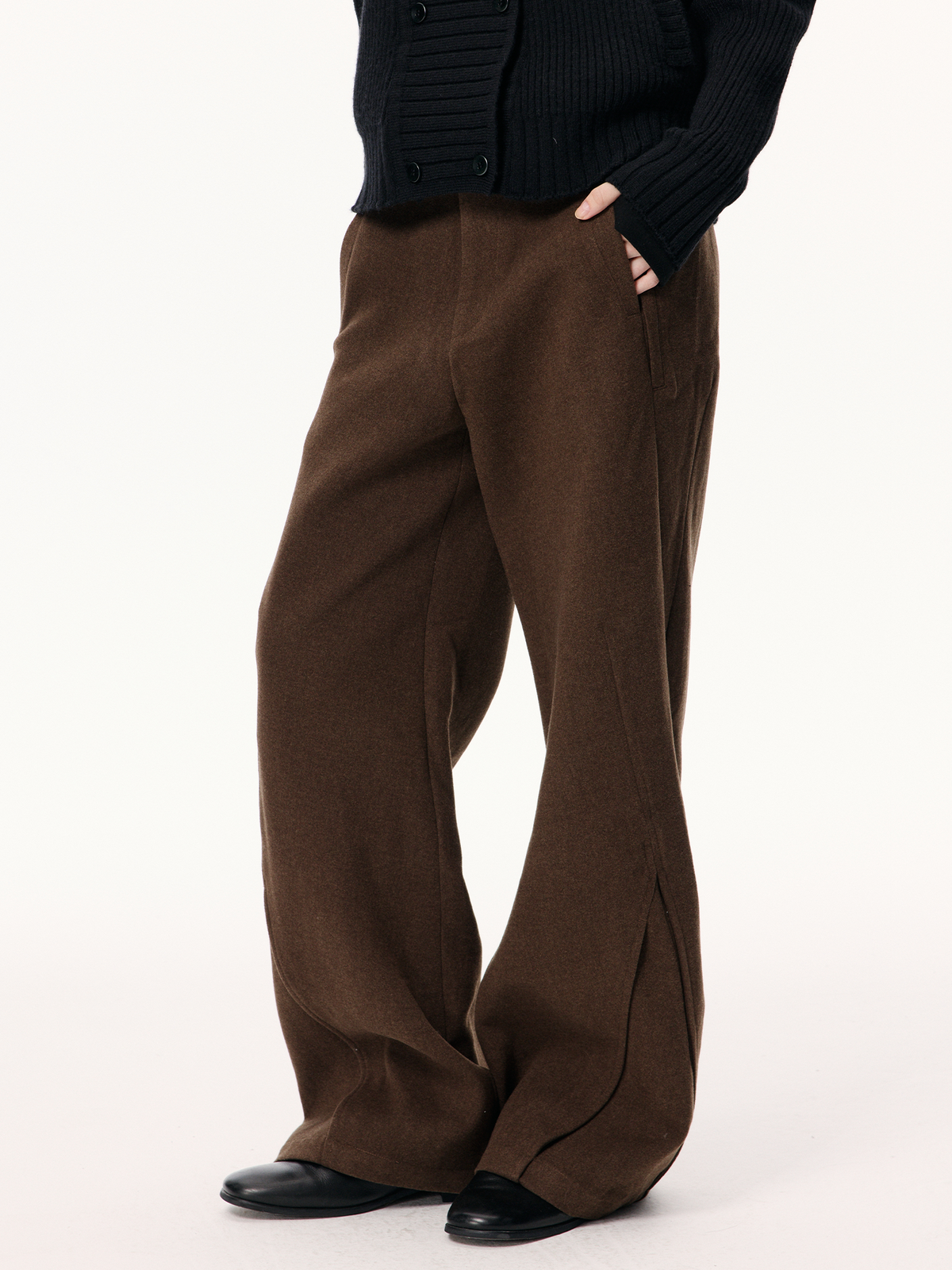 KREATE Linear Splice Flared Trousers