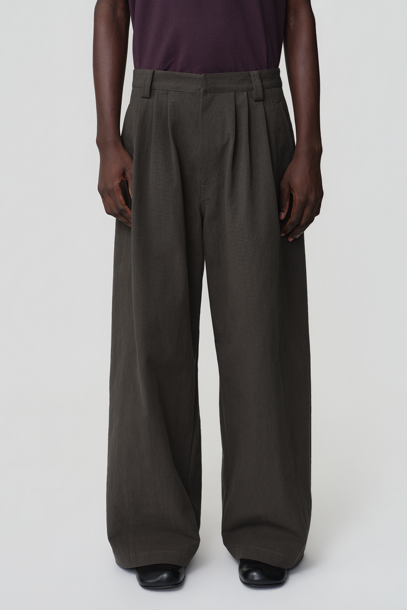 OPICLOTH Retro Pleated Wide-Leg Trousers, premium urban and streetwear designers apparel on PROJECTISR.com, OPICLOTH