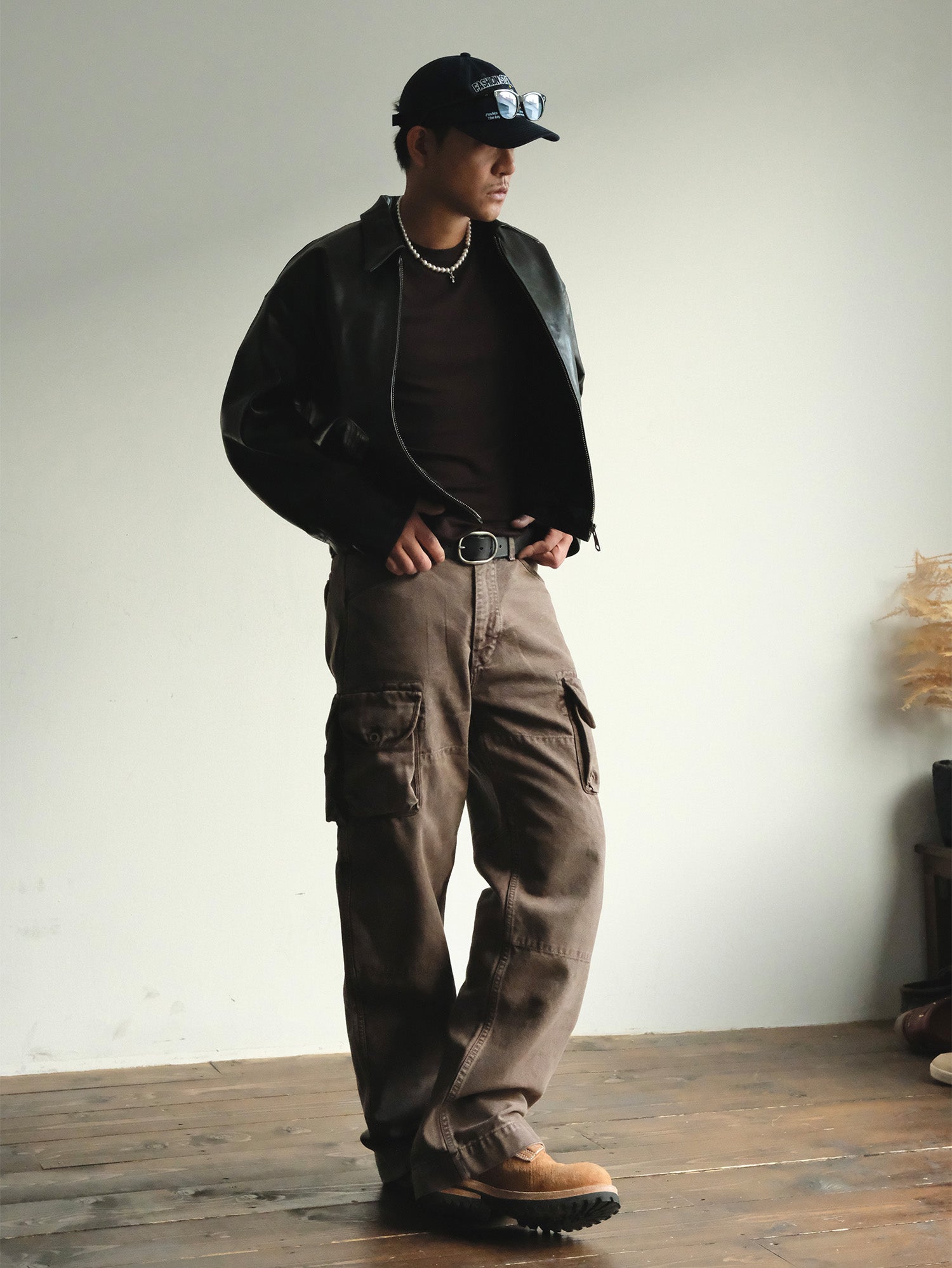 NEIGBORL Washed Multi-Pocket Gradient Cargo Pants, premium urban and streetwear designers apparel on PROJECTISR.com, NEIGBORL