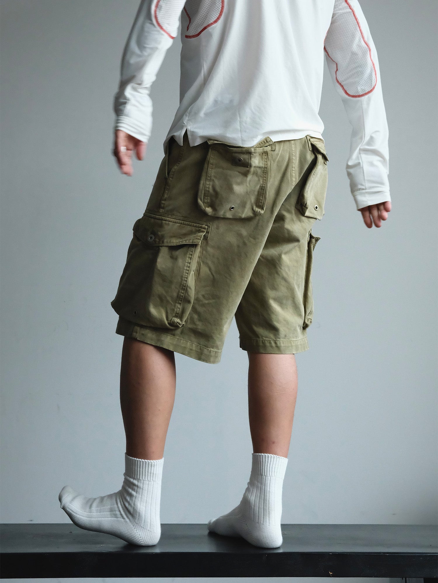 NEIGBORL Washed Sulfur-Dyed Multi-Pocket Cargo Shorts, premium urban and streetwear designers apparel on PROJECTISR.com, NEIGBORL