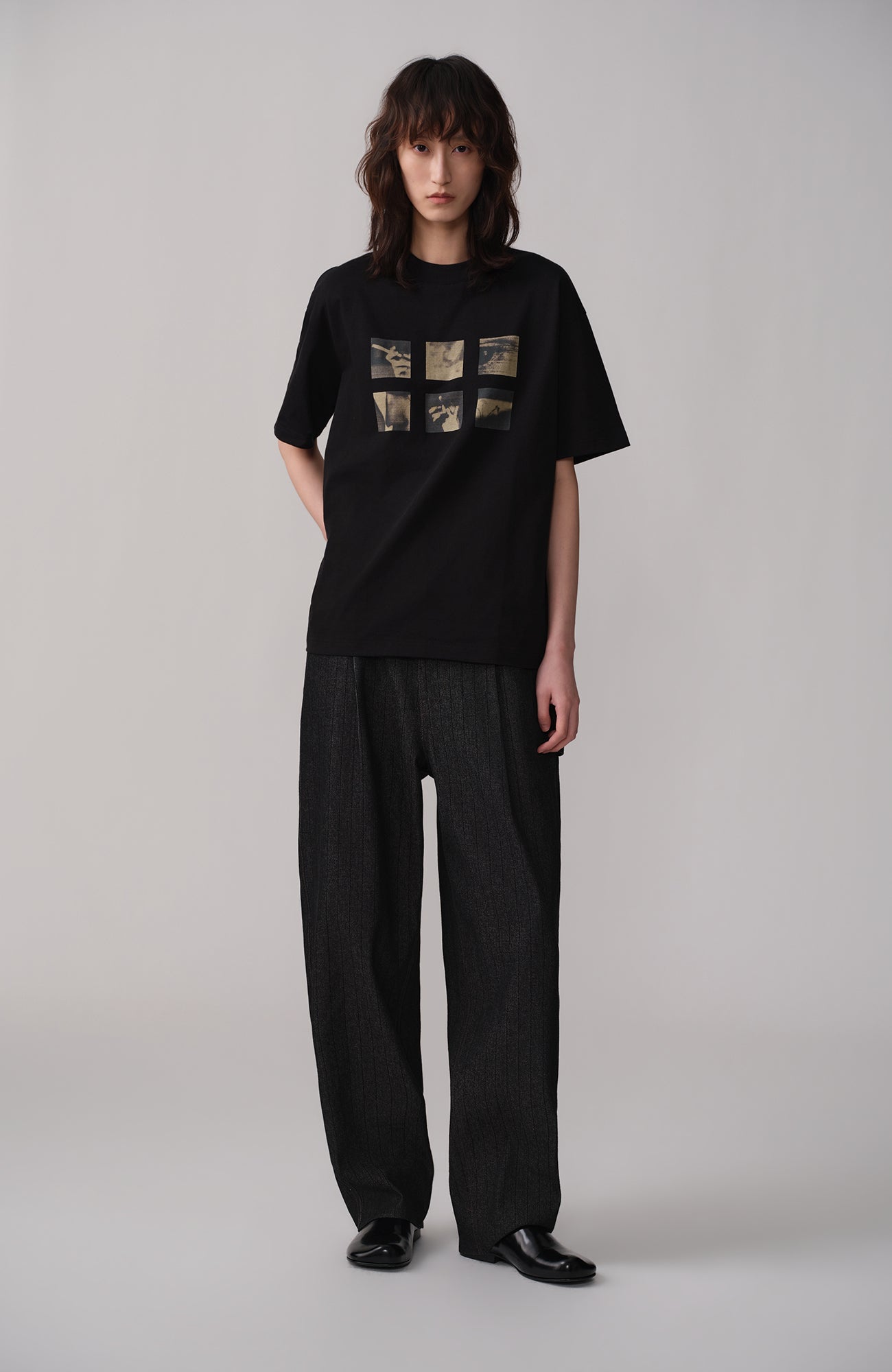 OPICLOTH Pinstripe Pleated Tapered Jeans