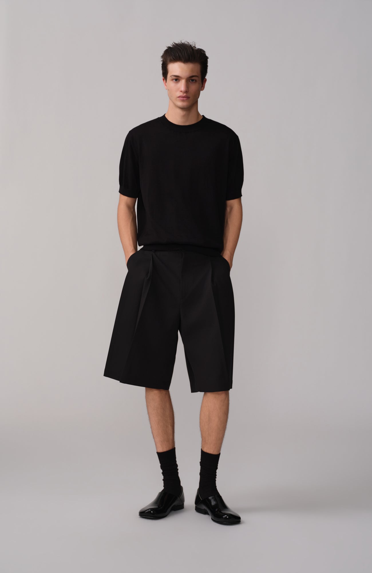 OPICLOTH Pleated Wide-Leg Suit Shorts