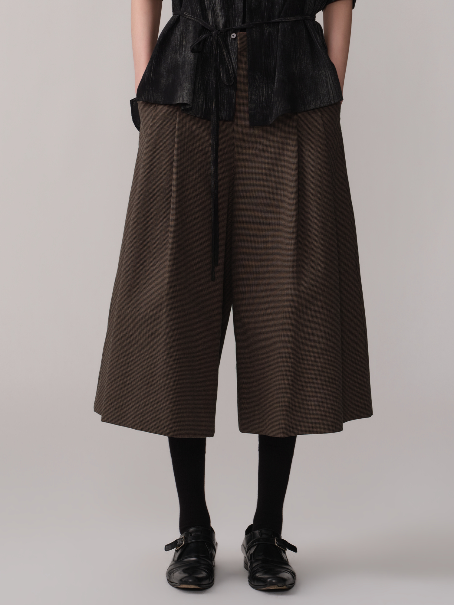 OPICLOTH Retro Houndstooth Pleated Culotte Shorts, premium urban and streetwear designers apparel on PROJECTISR.com, OPICLOTH