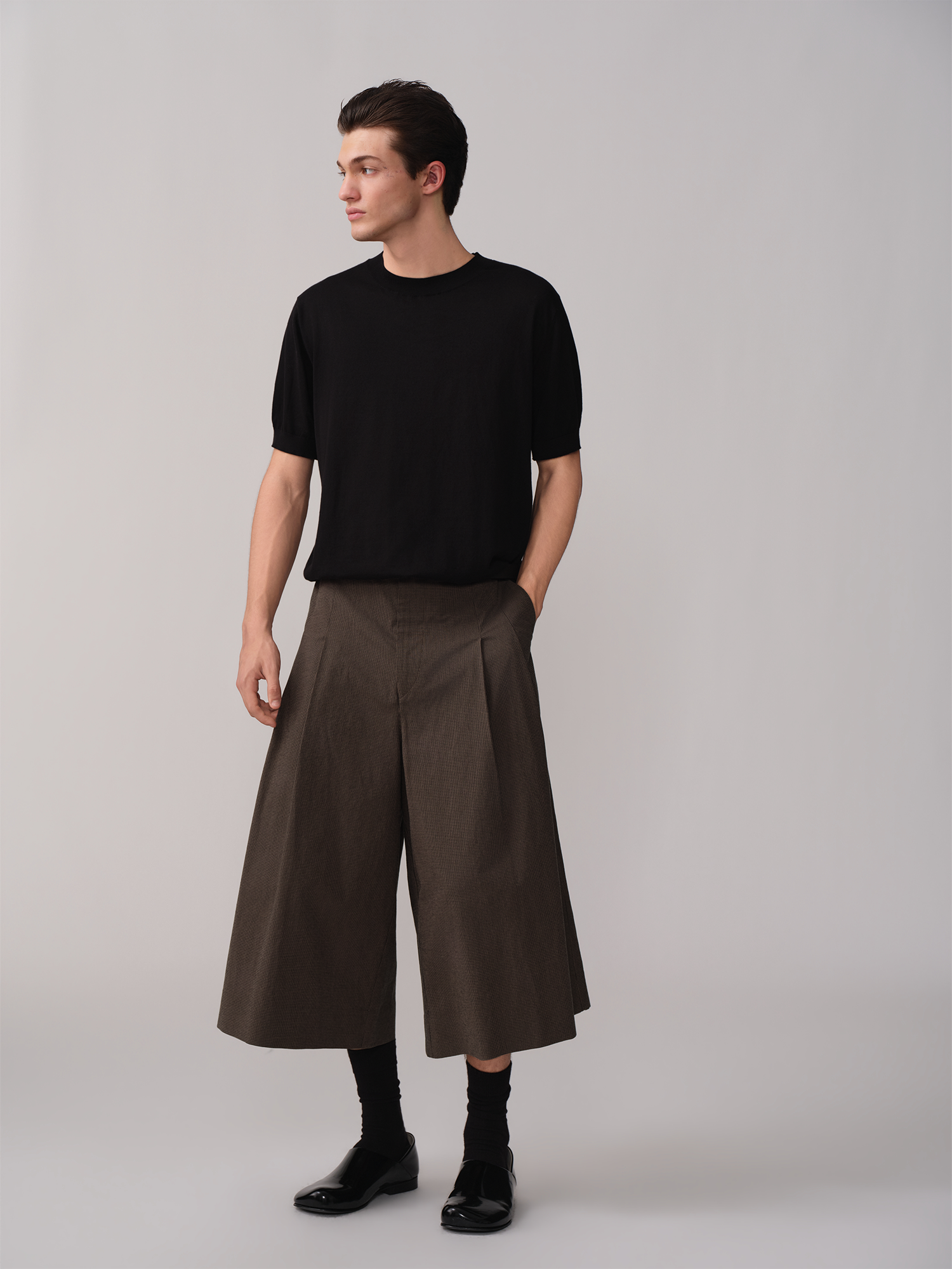 OPICLOTH Retro Houndstooth Pleated Culotte Shorts, premium urban and streetwear designers apparel on PROJECTISR.com, OPICLOTH