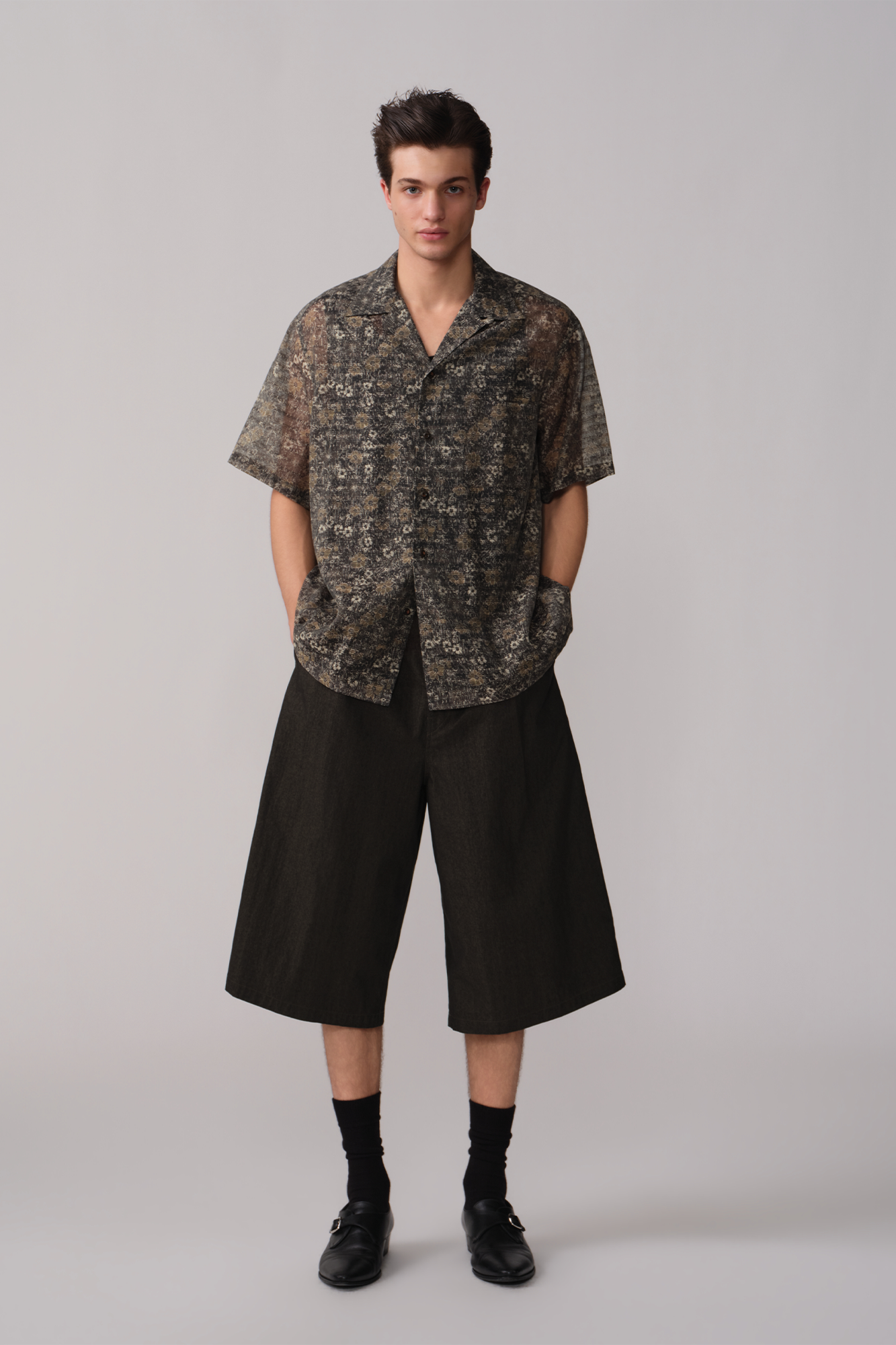 OPICLOTH Retro Pleated Wide-Leg Cropped Shorts, premium urban and streetwear designers apparel on PROJECTISR.com, OPICLOTH