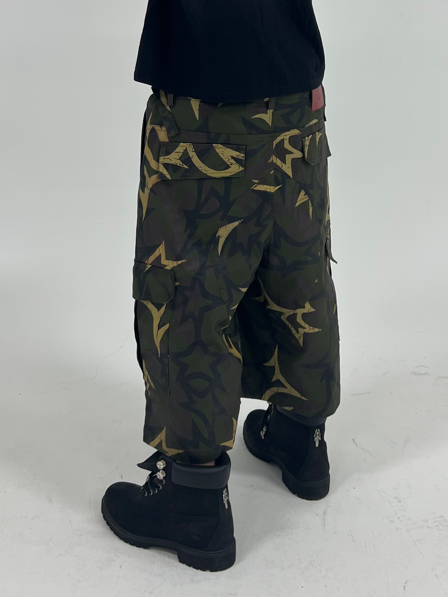 TECNINEGROUP Thorn Star Waxed Camo Shorts