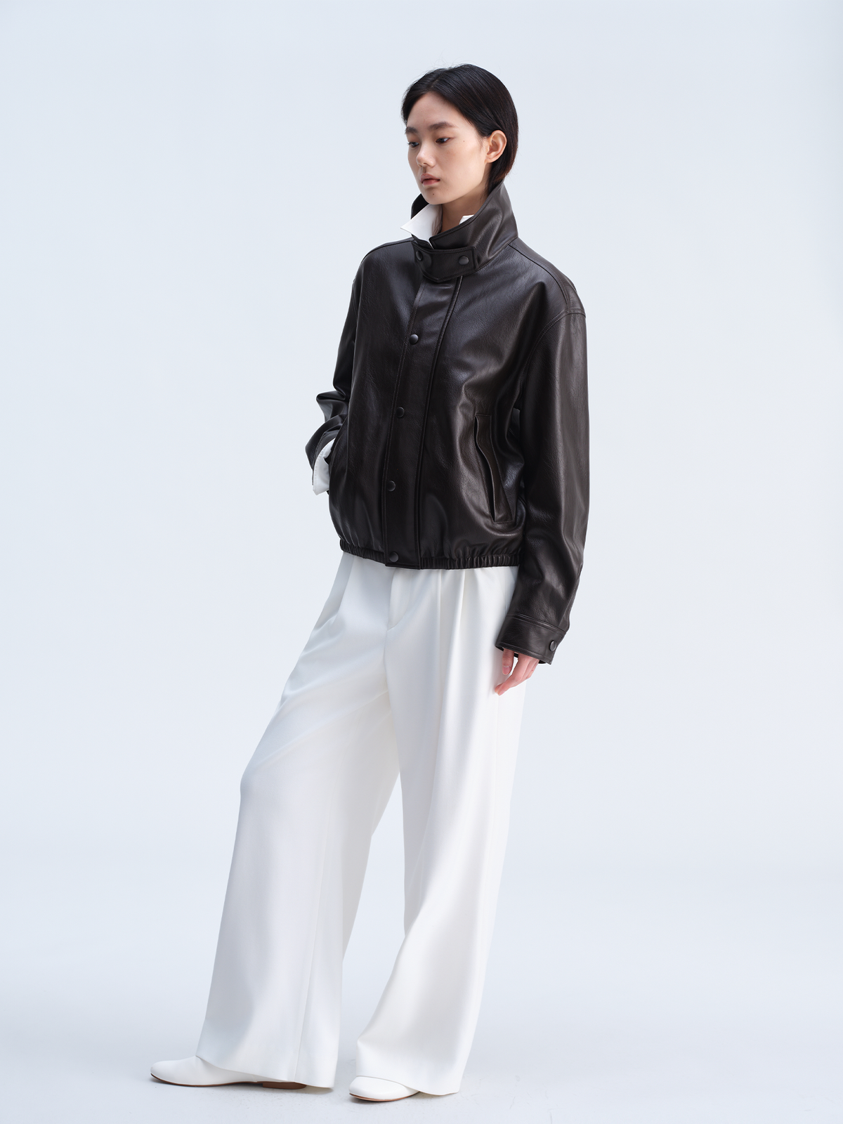 OPICLOTH Classic Pleated Wide-Leg Trousers