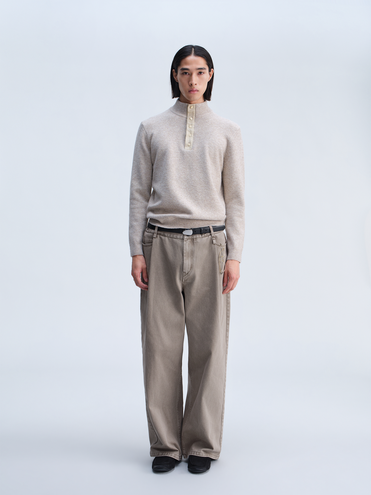 OPICLOTH Washed Pleated Tapered Jeans