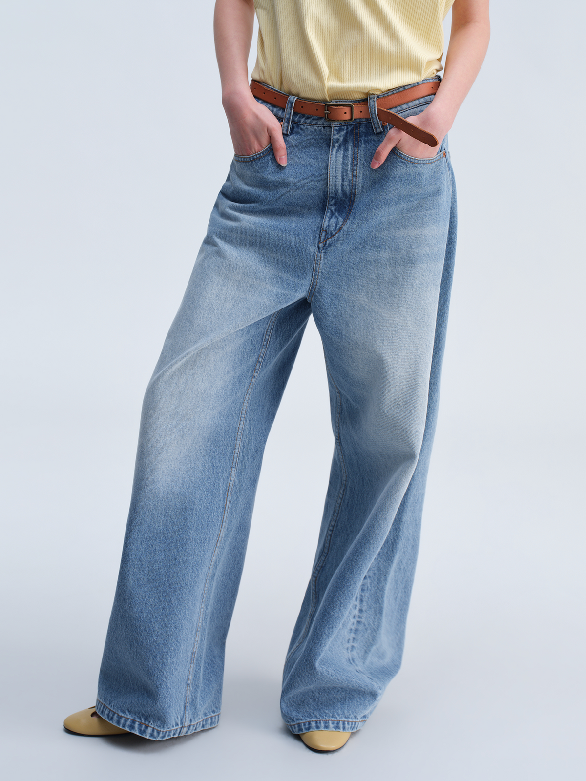 OPICLOTH Retro Washed Wide-Leg Jeans