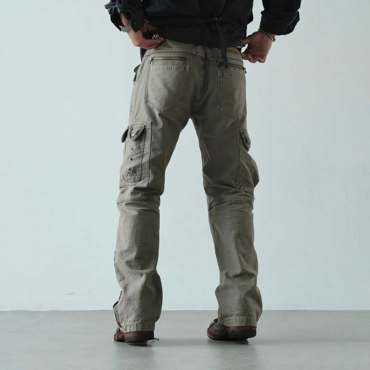 NEIGBORL Retro Multi-Pocket Wide-Leg Cargo Pants