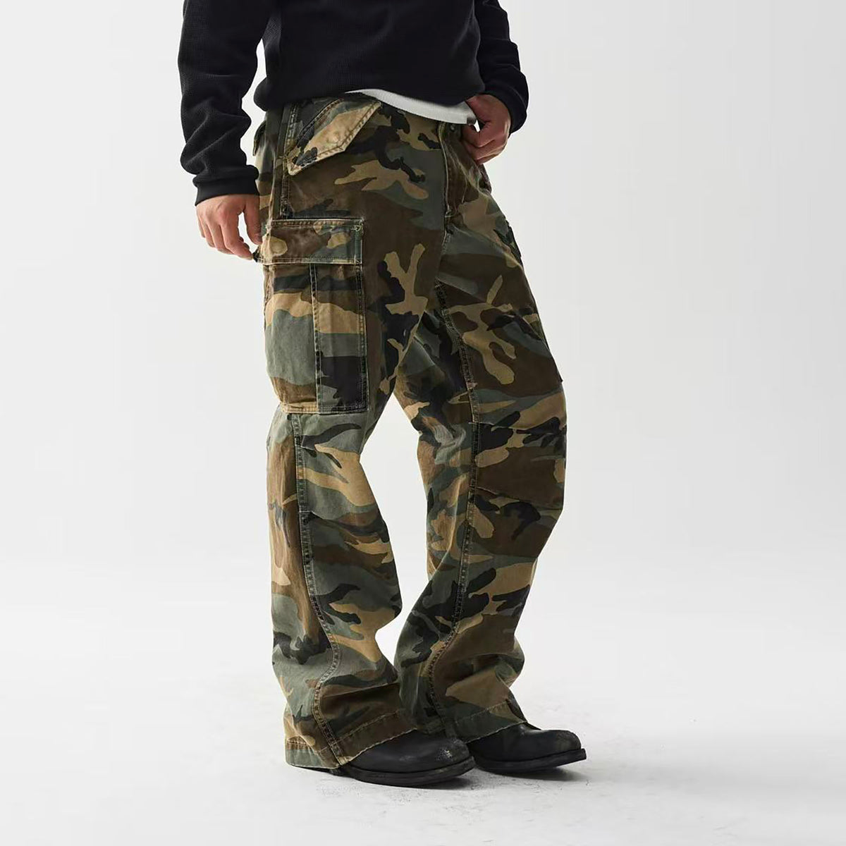 NEIGBORL Retro Camo Multi-Pocket Straight-Leg Cargo Pants