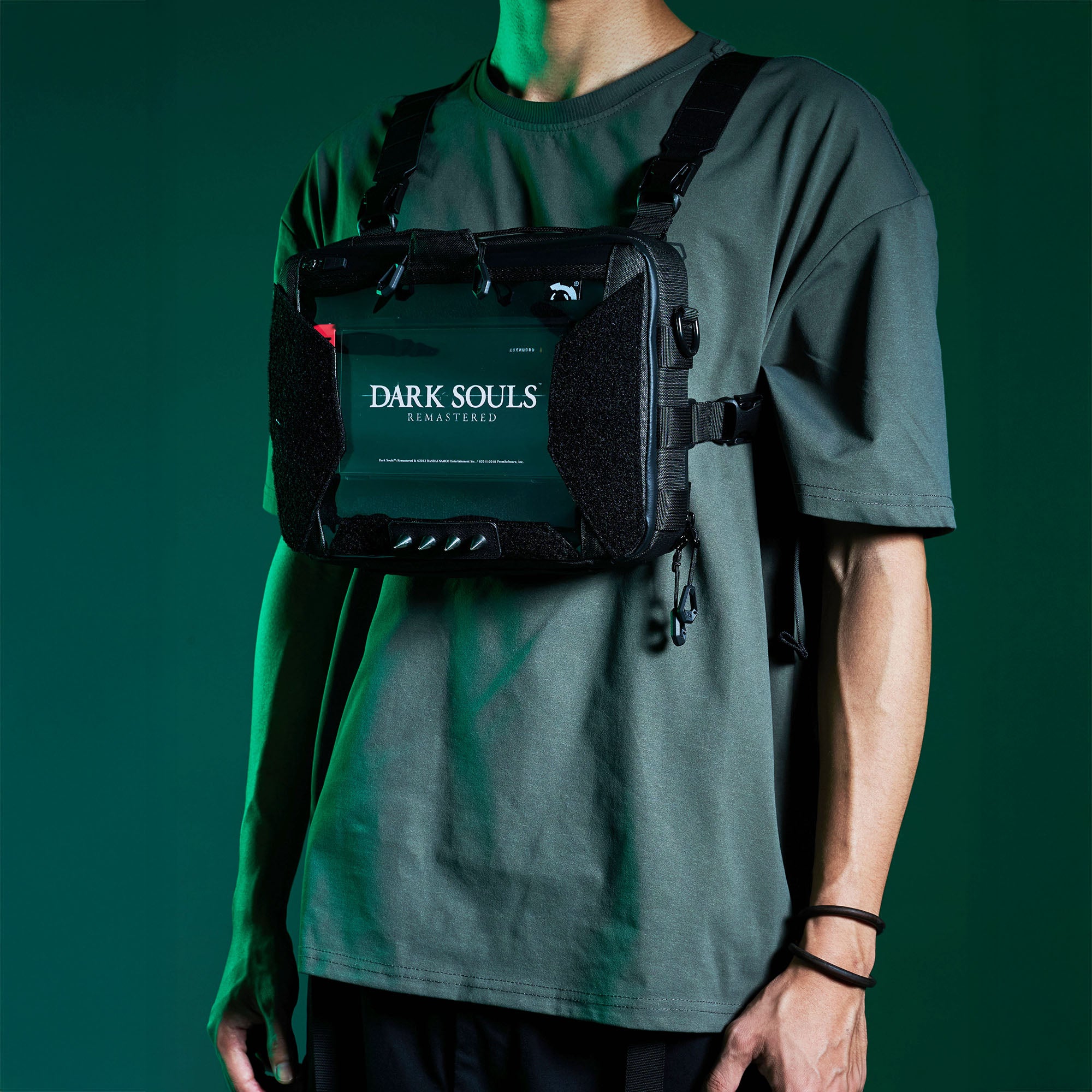 OVERCLOCK ROAM Utility Tablet Organizer, premium urban and streetwear designers apparel on PROJECTISR.com, OVERCLOCK ROAM