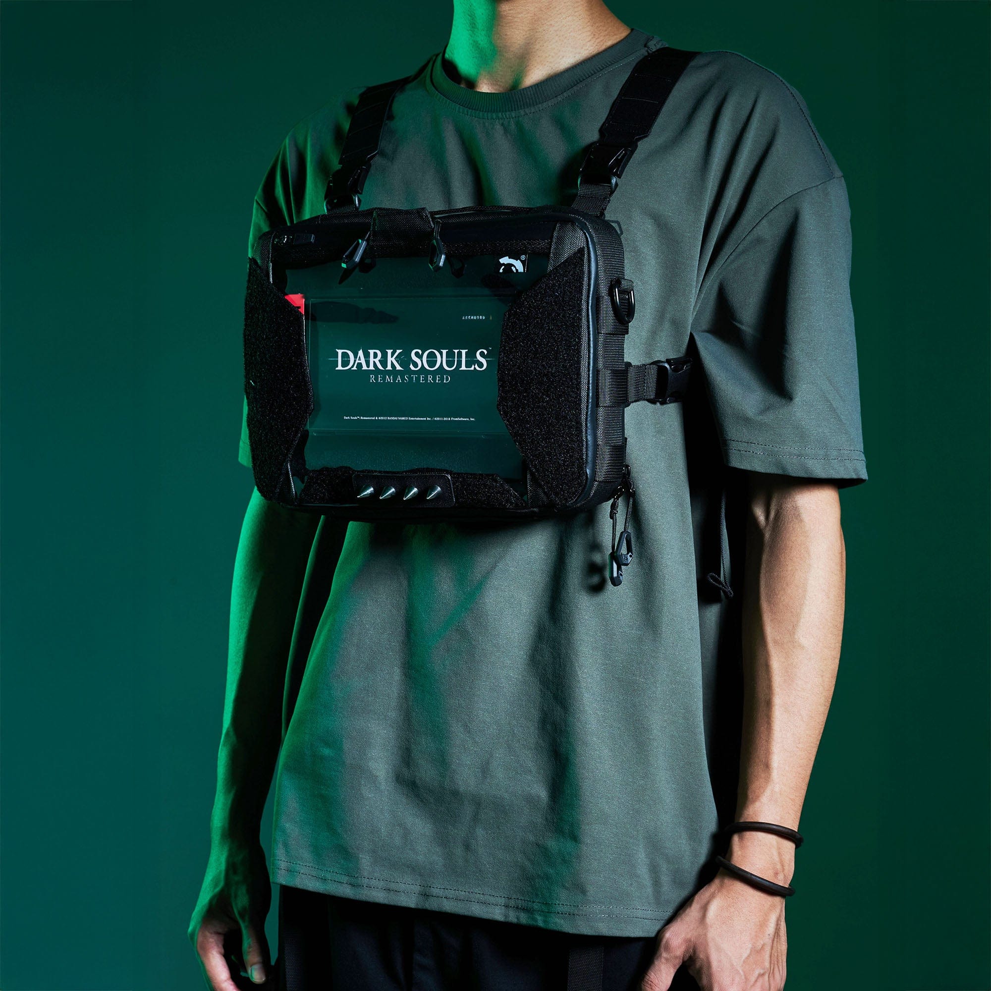 OVERCLOCK ROAM Utility Tablet Organizer, premium urban and streetwear designers apparel on PROJECTISR.com, OVERCLOCK ROAM