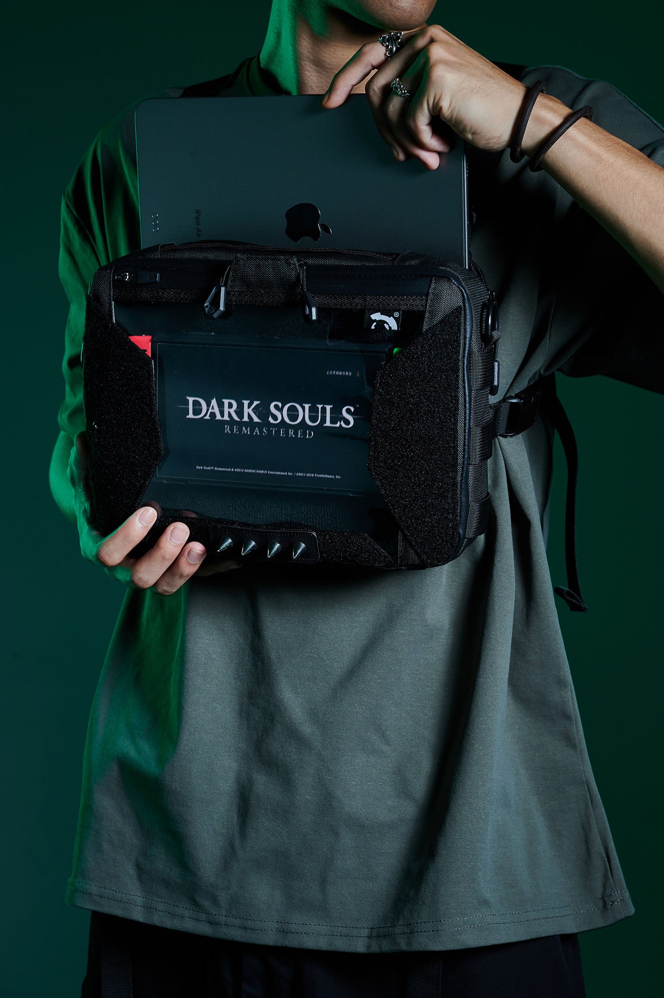 OVERCLOCK ROAM Utility Tablet Organizer, premium urban and streetwear designers apparel on PROJECTISR.com, OVERCLOCK ROAM