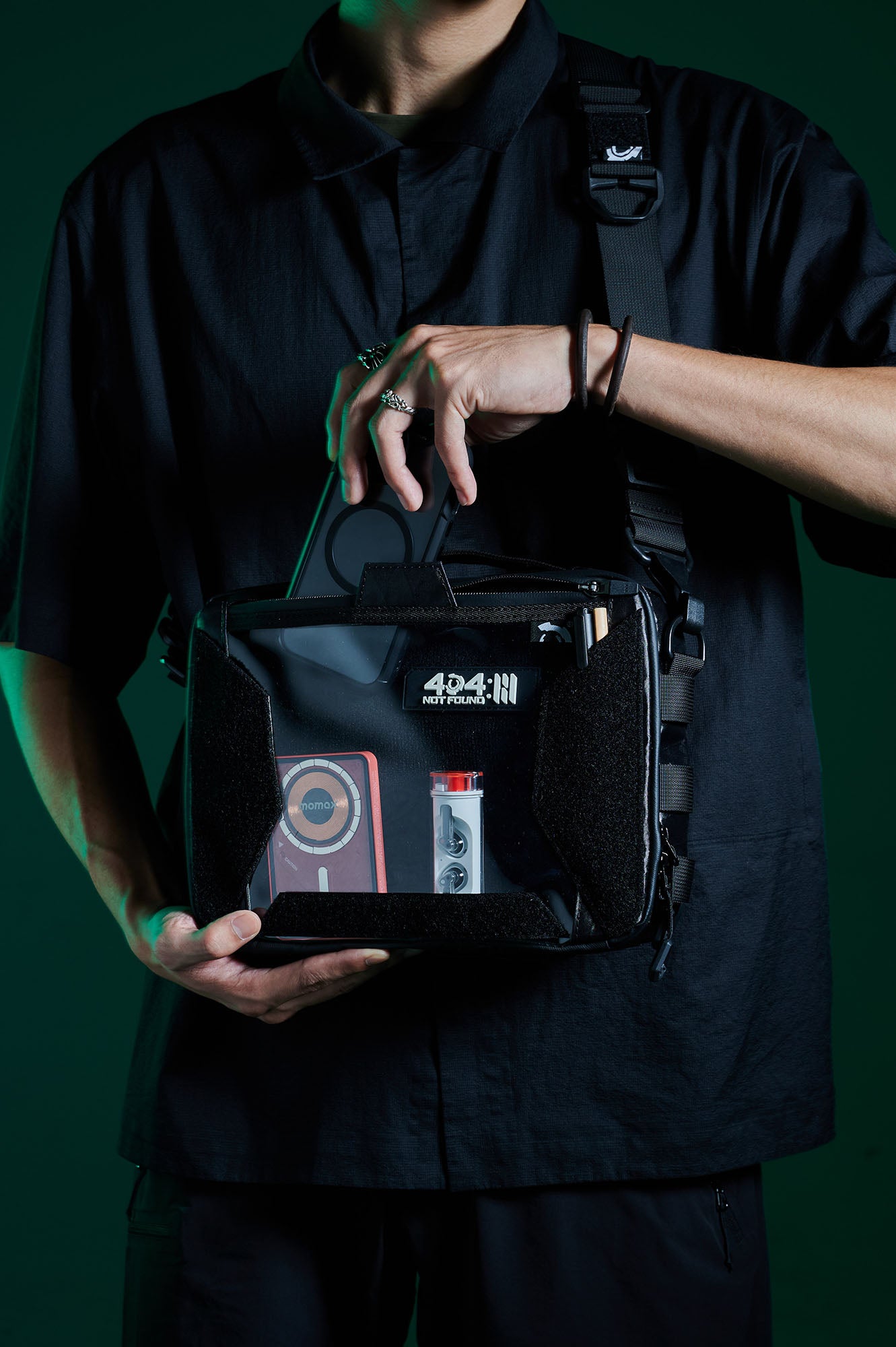 OVERCLOCK ROAM Utility Tablet Organizer, premium urban and streetwear designers apparel on PROJECTISR.com, OVERCLOCK ROAM